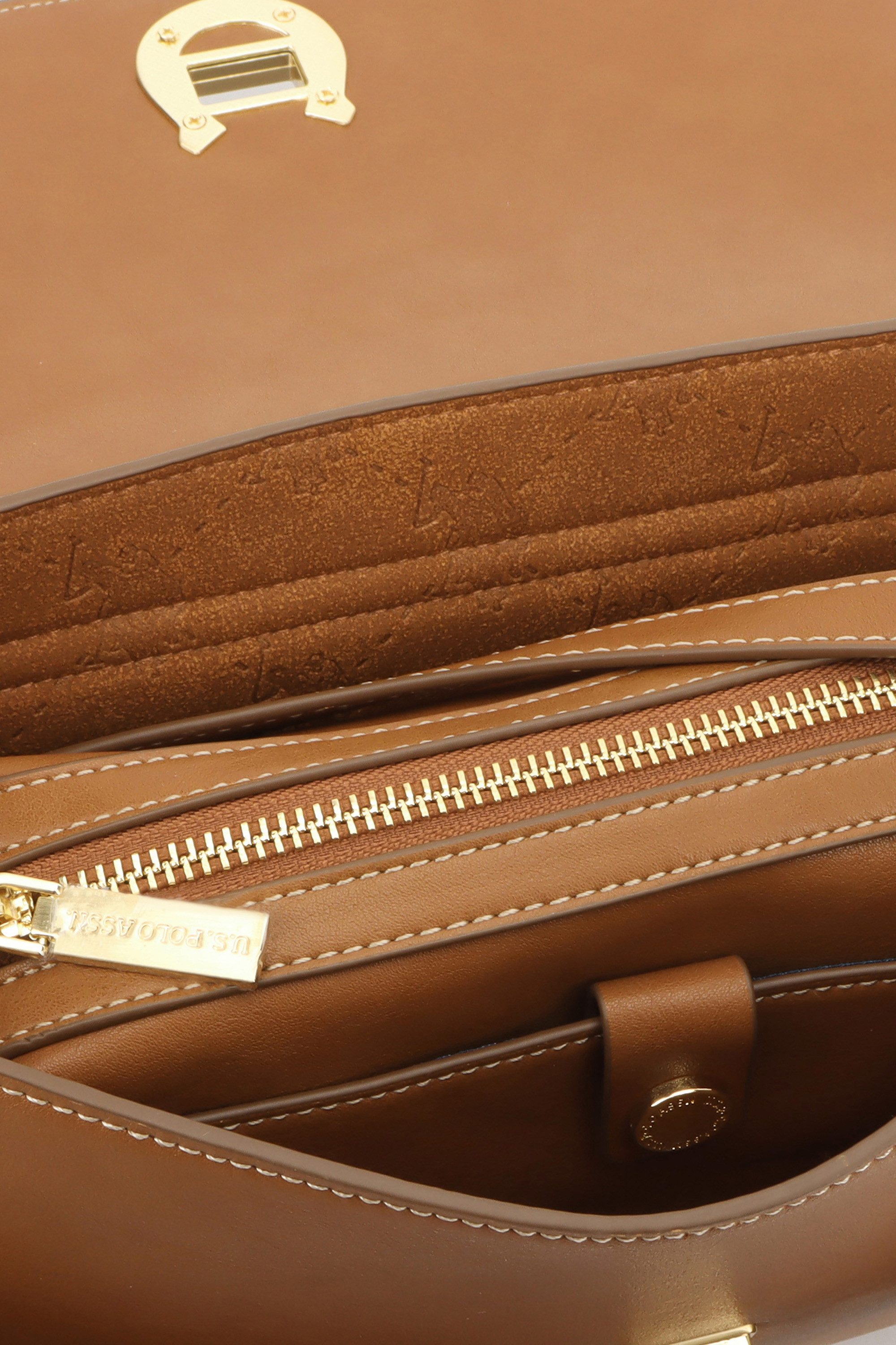 U.S. Polo Assn. Schultertasche MIDDLETON FLAP CROSSBODY BAG. Damen, Schultertasche Damen, Abendtasche, Fashion, Lifestyle, Sale