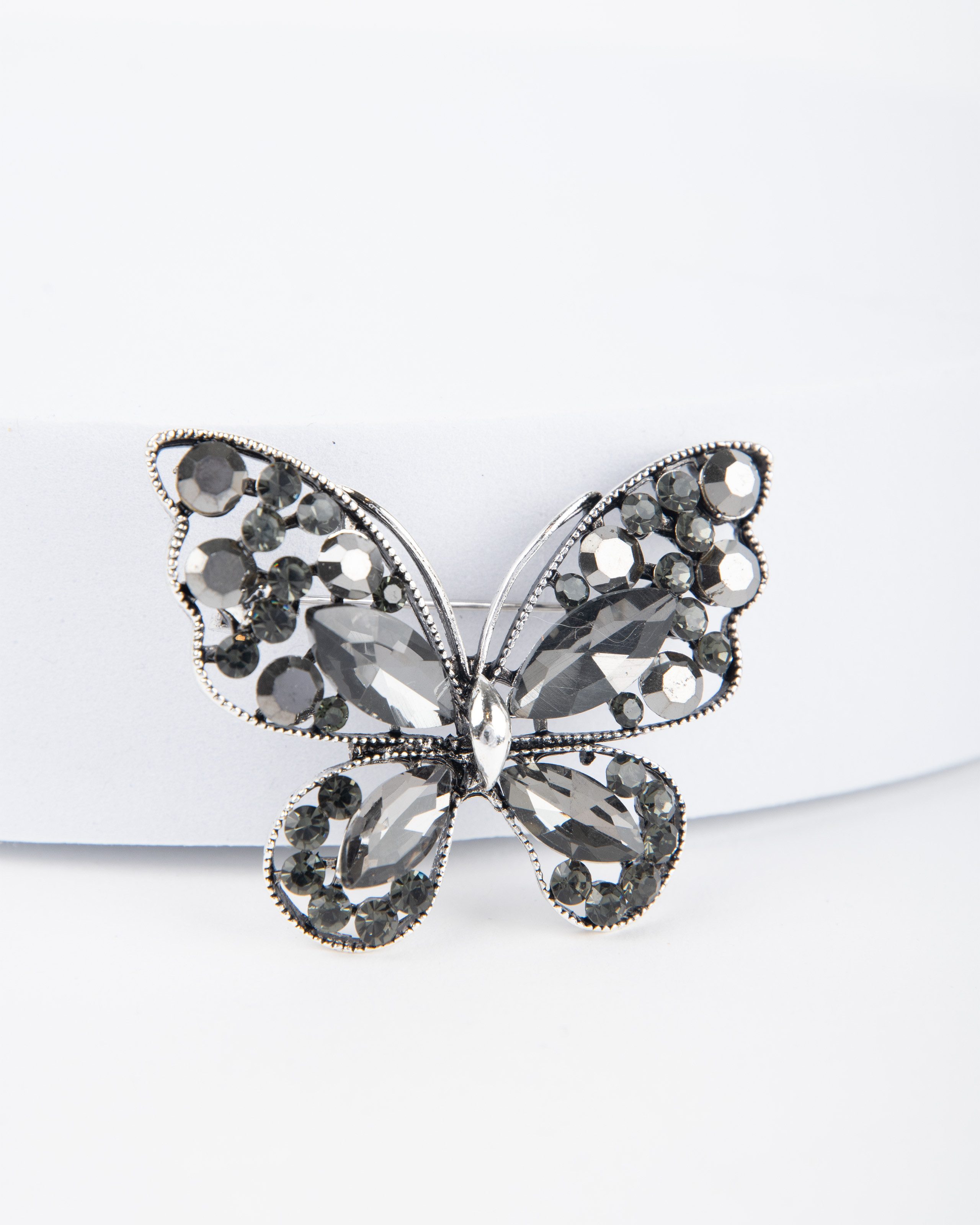 MayTree Brosche "Schmetterling Anthrazit", mit brilliantem Strass (Stück, 1-tlg), Metallbrosche in Form eines schönen Schmetterlings