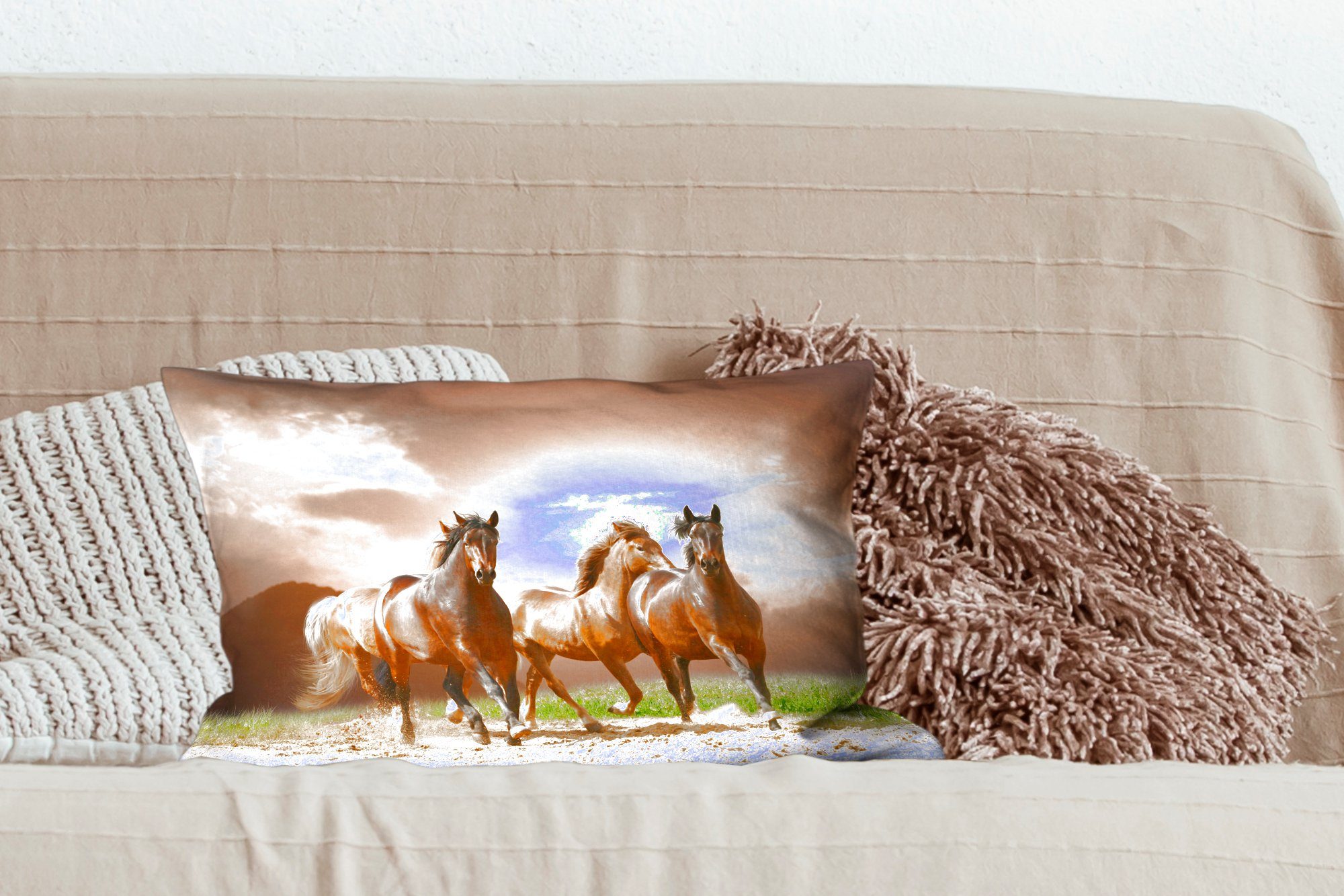 MuchoWow Dekokissen Pferde - Sand Dekoration, - Sommer, Wohzimmer mit Zierkissen, Dekokissen Füllung, Schlafzimmer