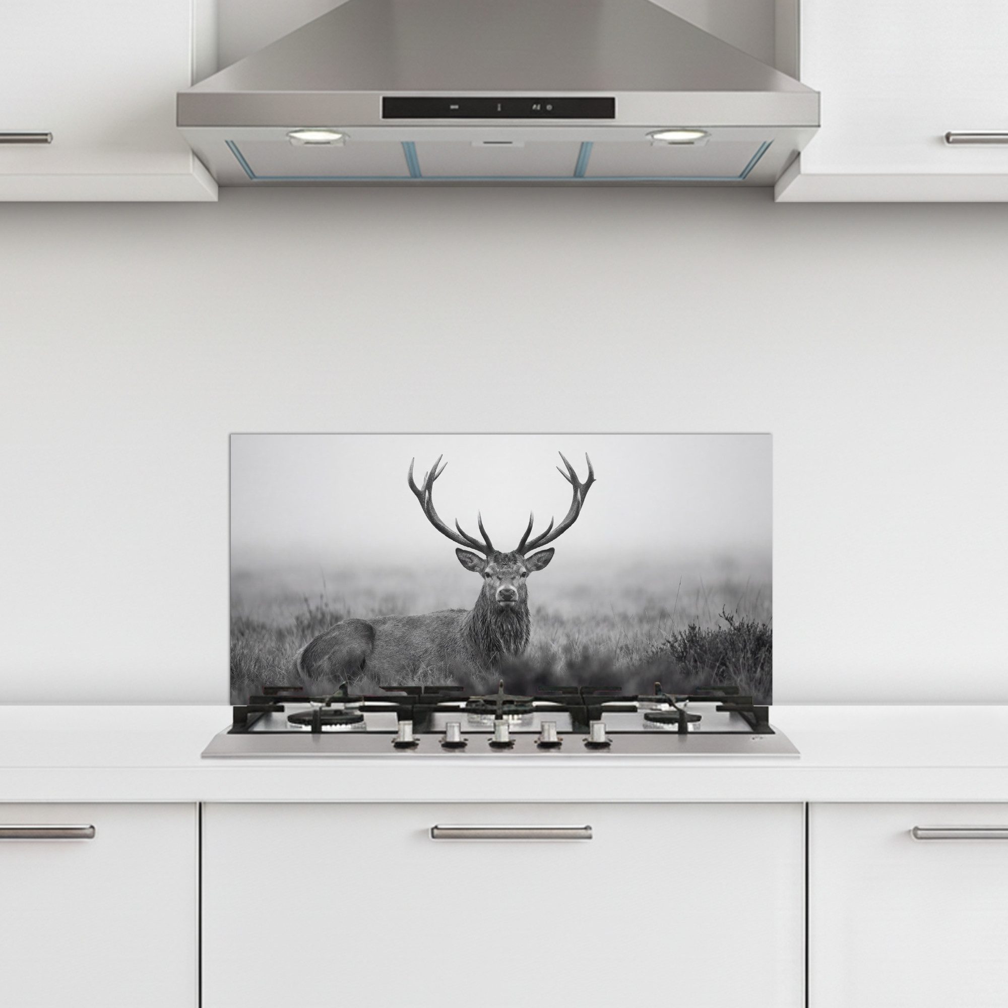 KitchenYeah Küchenrückwand selbstklebend (keine Folie) Hirsch - Neblig - Schwarz - Weiß, (1-tlg), Küchenrückwand, Spritzschutz, Kitchen, 60x30 cm