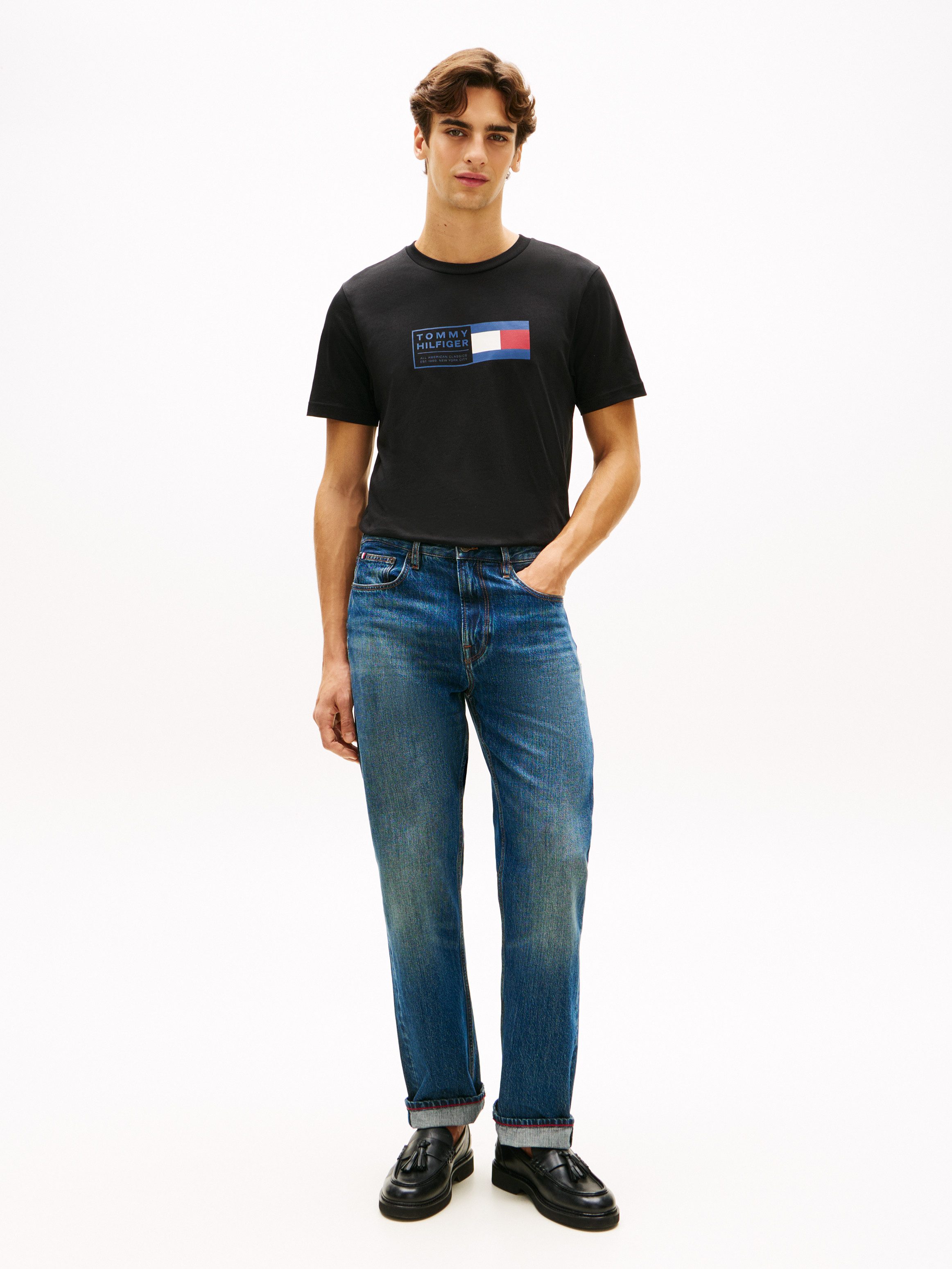 Tommy Hilfiger T-Shirt BRAND LOVE TEXT BOX regular fit, gerippter Rundhals
