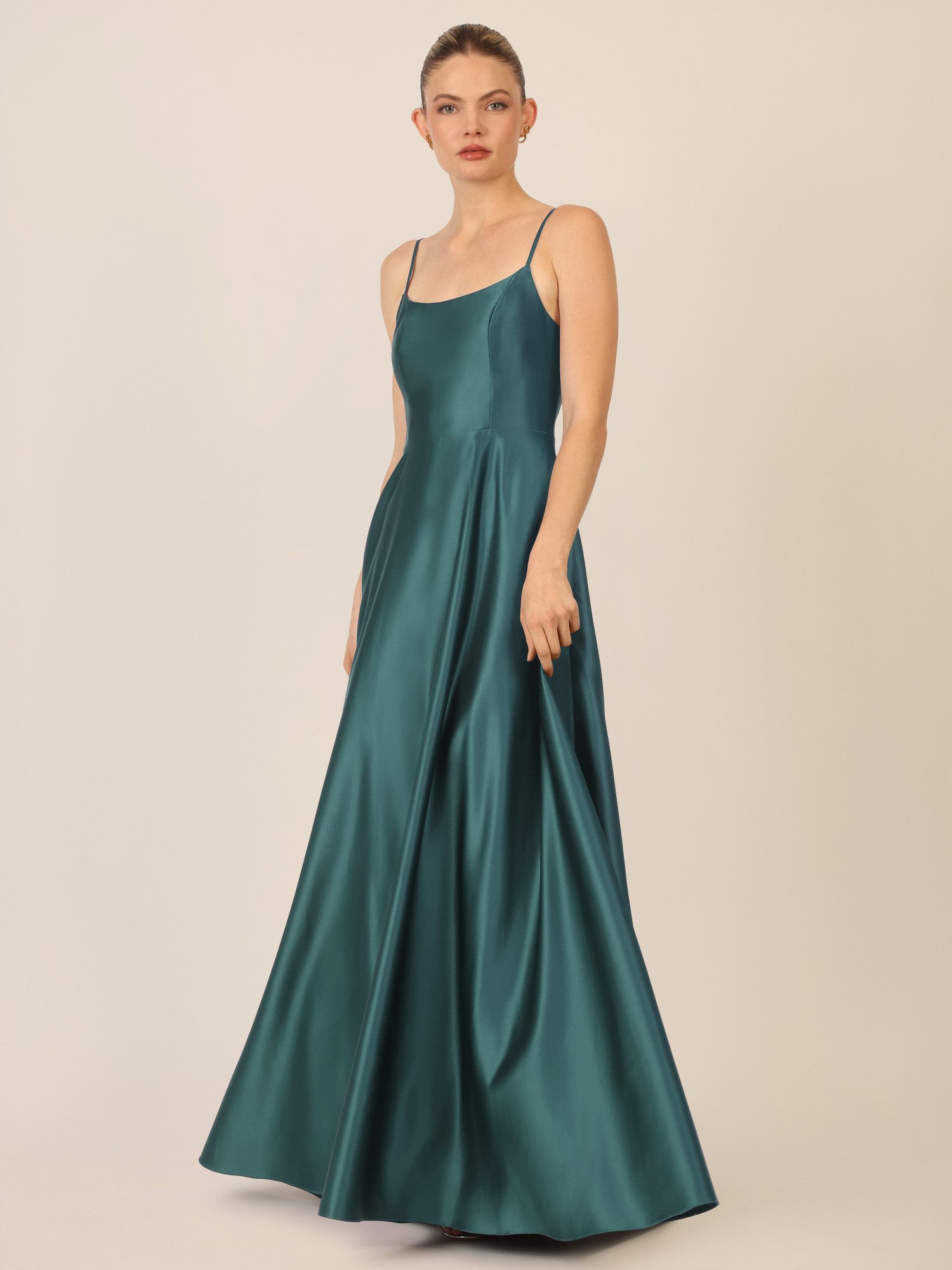Apart Abendkleid aus Satin mit Spaghettiträgern günstig online kaufen