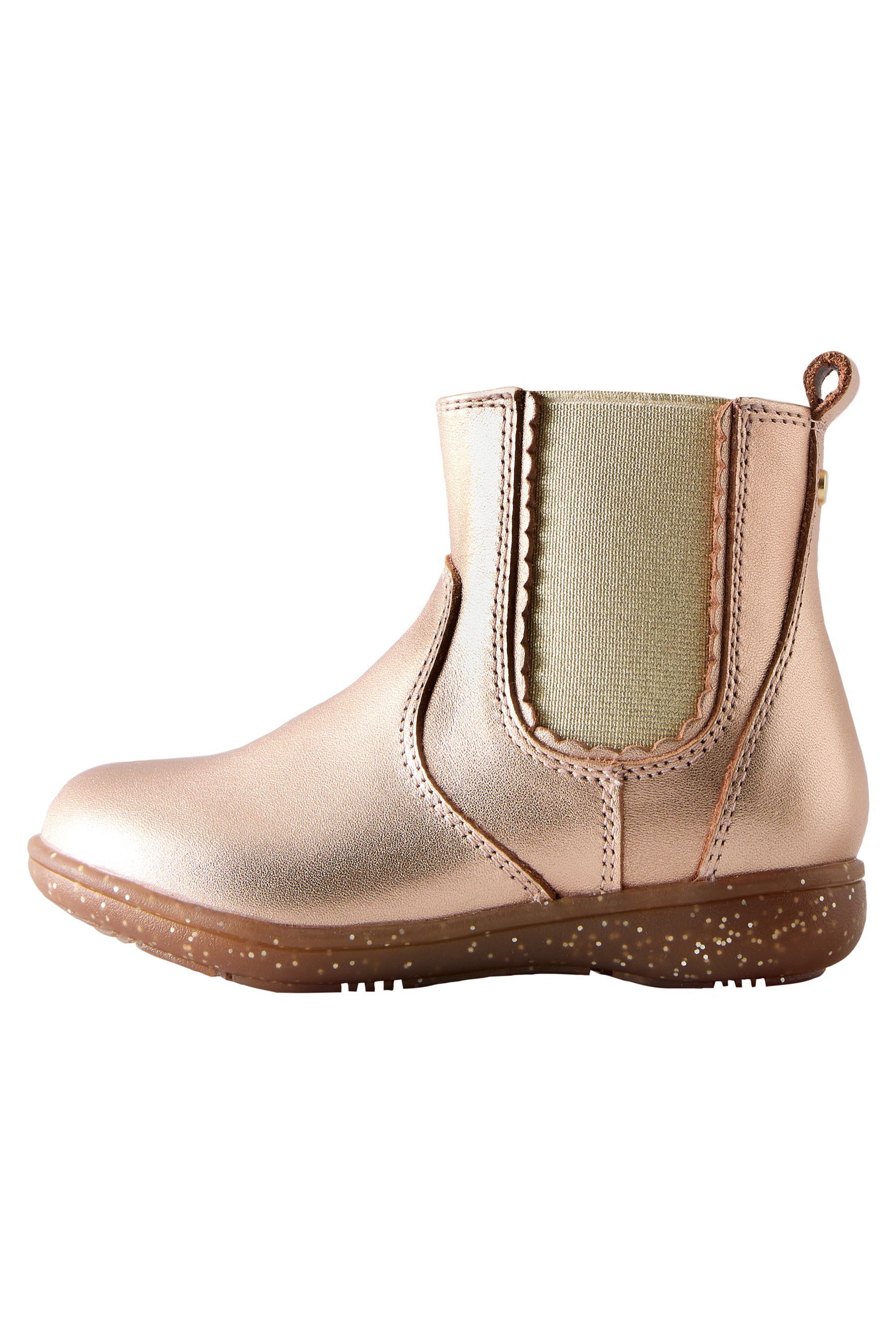 Chelsea-Stiefeletten aus Leder, weite Passform Stiefelette