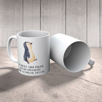 Mr. & Mrs. Panda Tasse Pinguin marschieren - Weiß - Geschenk, spazieren, Geschenk Tasse, Fam, Keramik, Herzberührende Designs