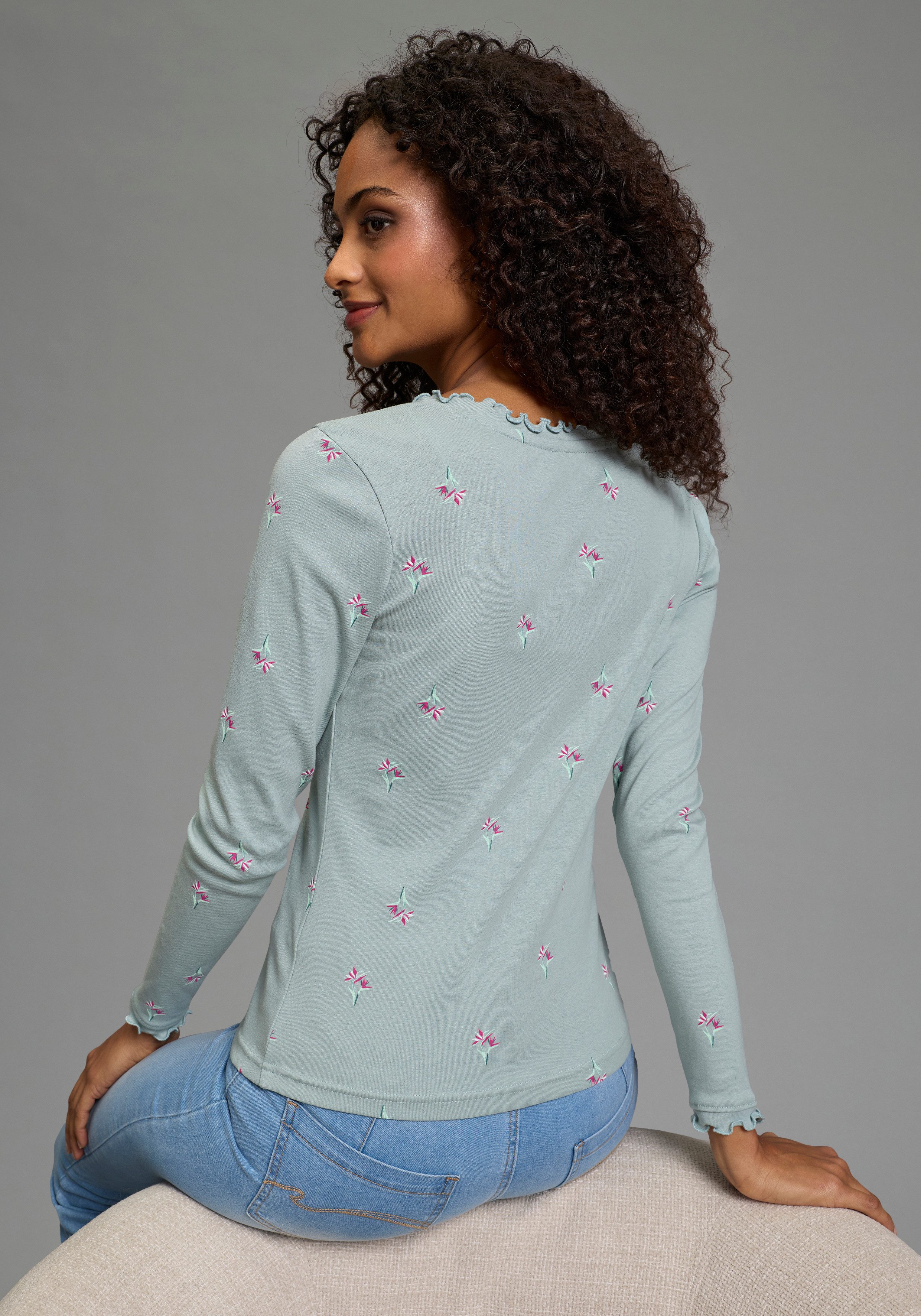 KangaROOS Langarmshirt mit Blumendruck und Knopfleiste