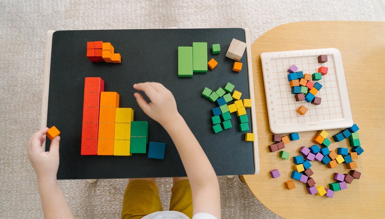 Plantoys Lernspielzeug Zählklötze bunt Unit Link