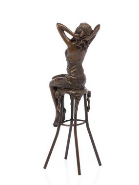 Aubaho Skulptur Bronzeskulptur erotische Frau auf Barhocker Bronze Figur Skulptur Scul
