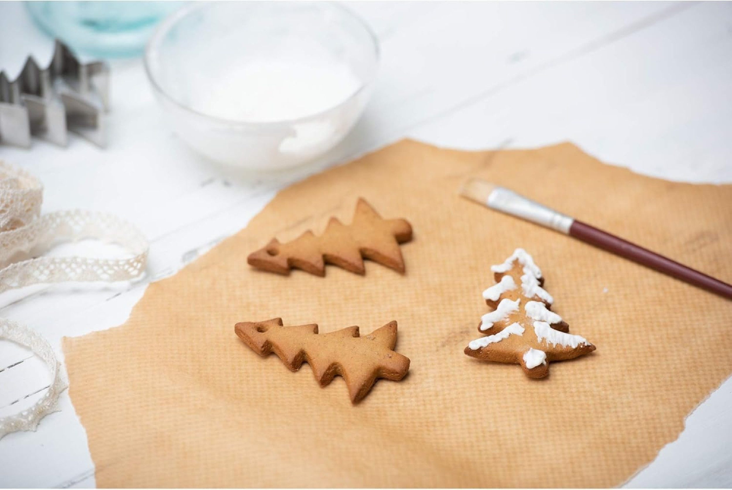 Kaiser Backformen Ausstechform 25-tlg. Plätzchen Ausstecher Set für Weihnachten, Legierter Stahl, Ideal für festliche Kekse und kreative Backideen
