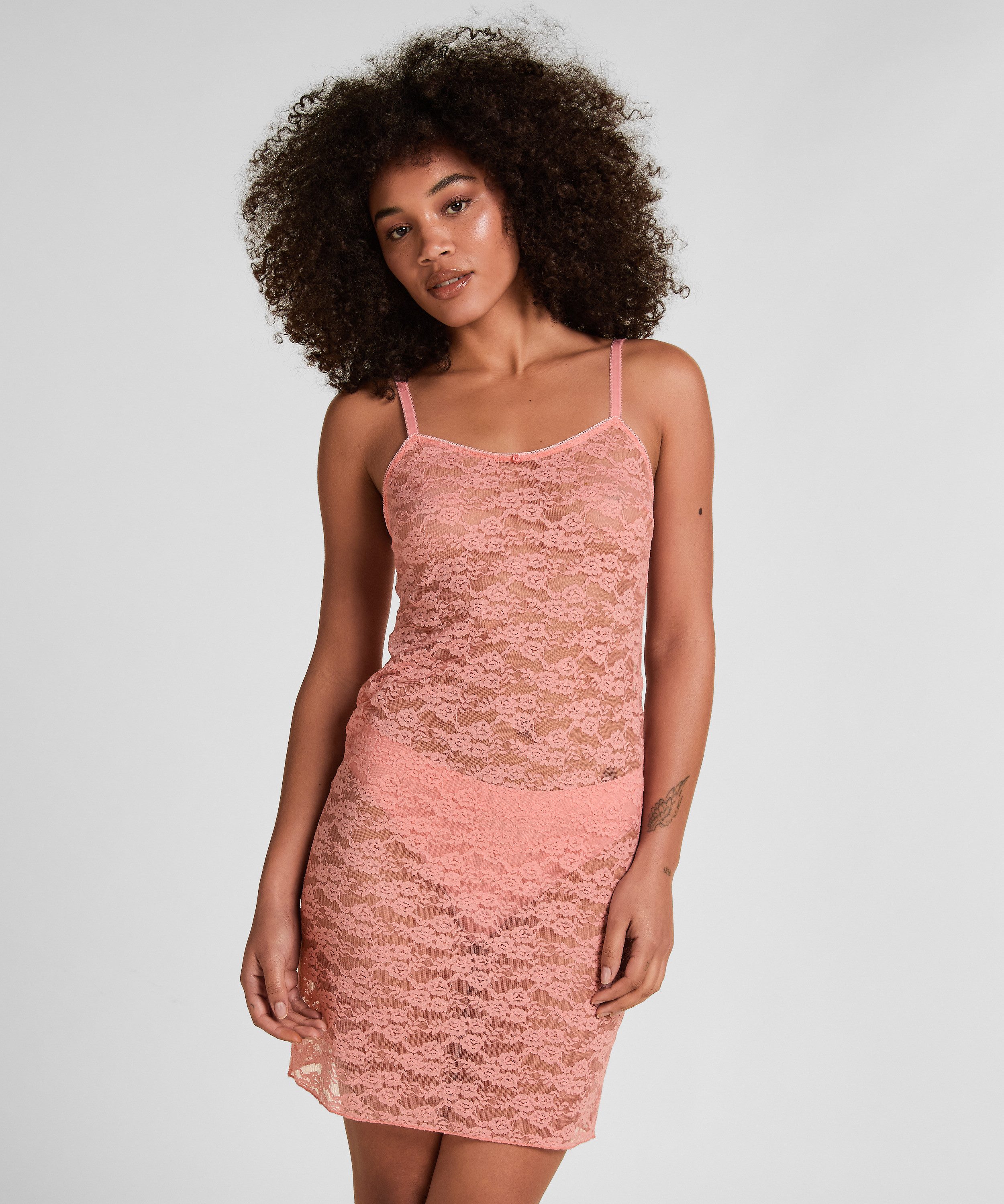 Hunkemöller Pyjama Slipdress aus Allover-Spitze
