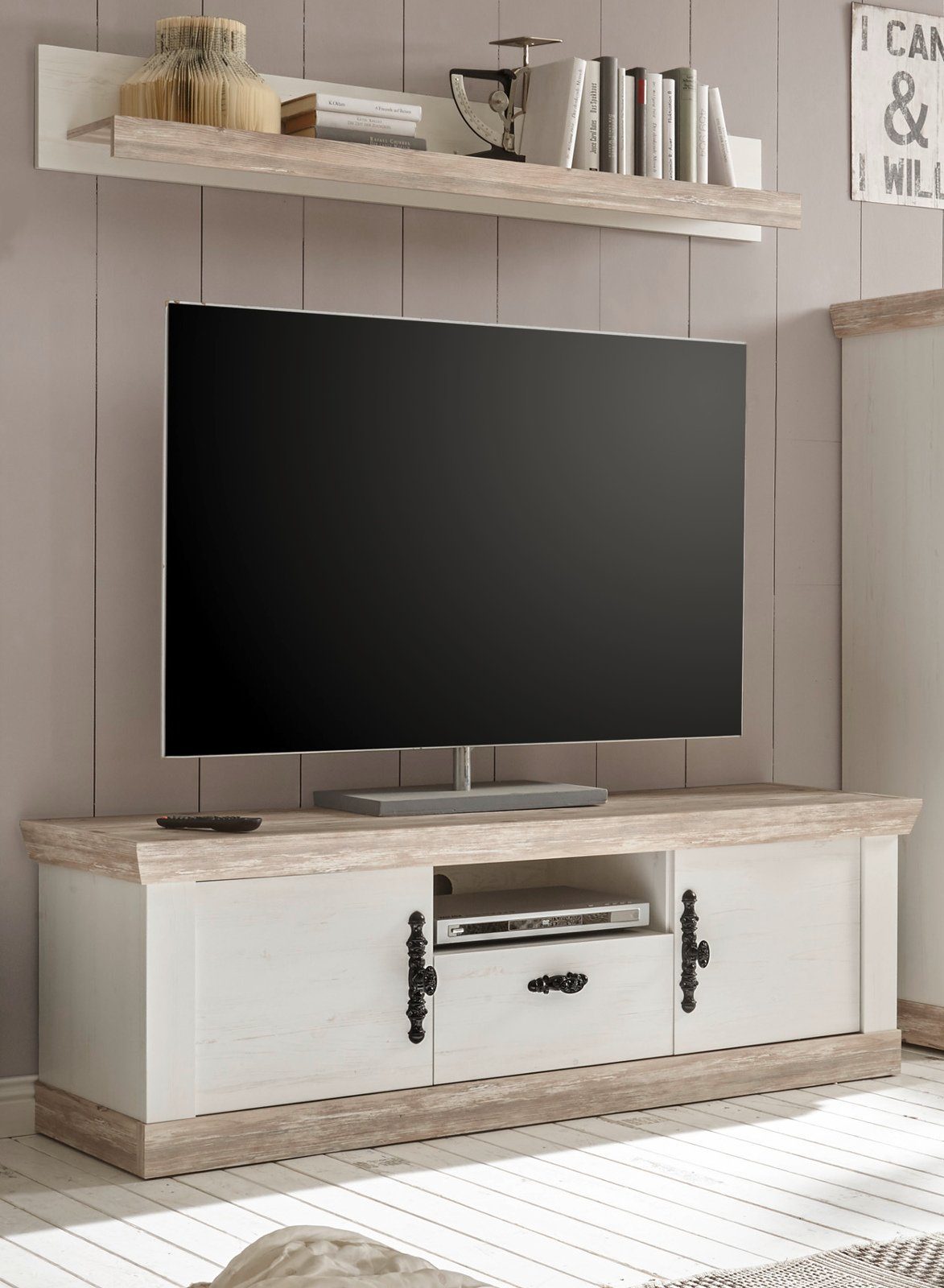 Furn.Design Lowboard Rovola (Landhausstil in Pinie weiß mit Oslo-Pinie, 156 x 51 cm), mit viel Stauraum