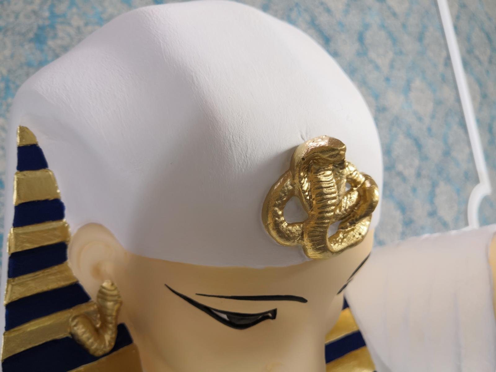JVmoebel Stehlampe Handgefertigte Stehleuchte mit ägyptischer Frauenfigur aus Stuckgips, Made in Europa