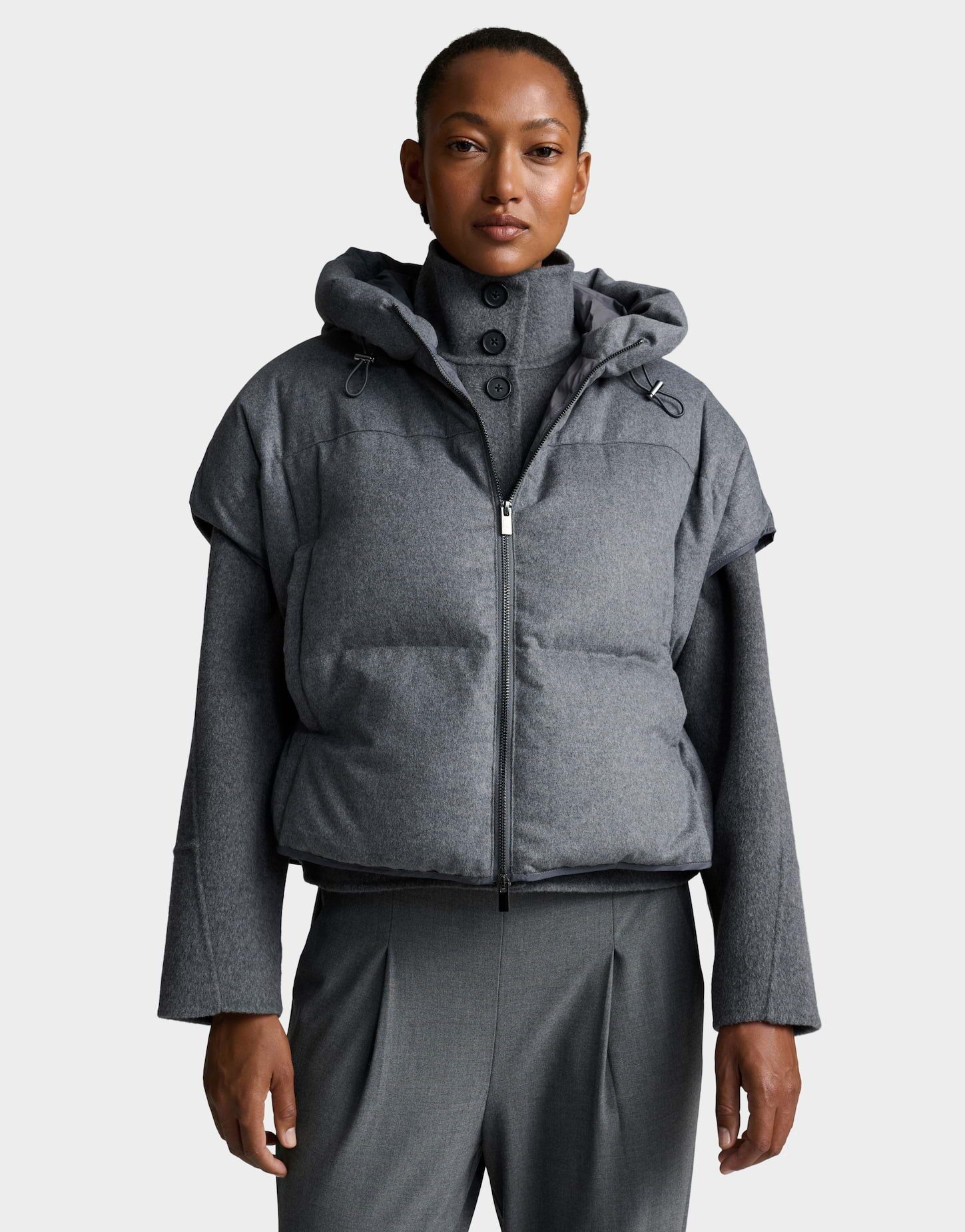 someday Daunenweste Venkina cozy in Woll Optik Taillierte Silhouette mit Kapuze und Zwei-Wege-Zipper