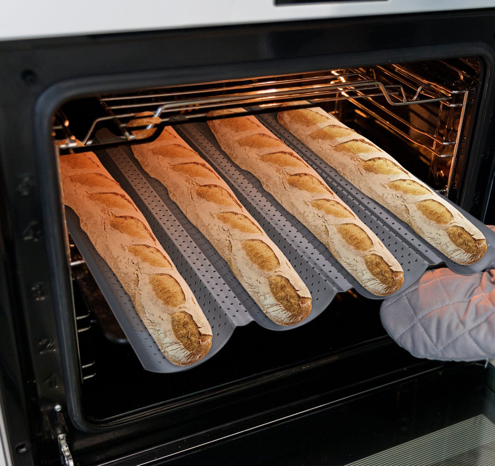 Brotrillen, und 4 Korrosions- aus Rostschutz, Sliver Antihaftbeschichtung), (1-St., Bestehend Kohlenstoffstahl, Brot Kohlenstoffstahl Baguetteblech x 37,8 Backform, und Langzeitanwendung cm 3 x Homewit 32