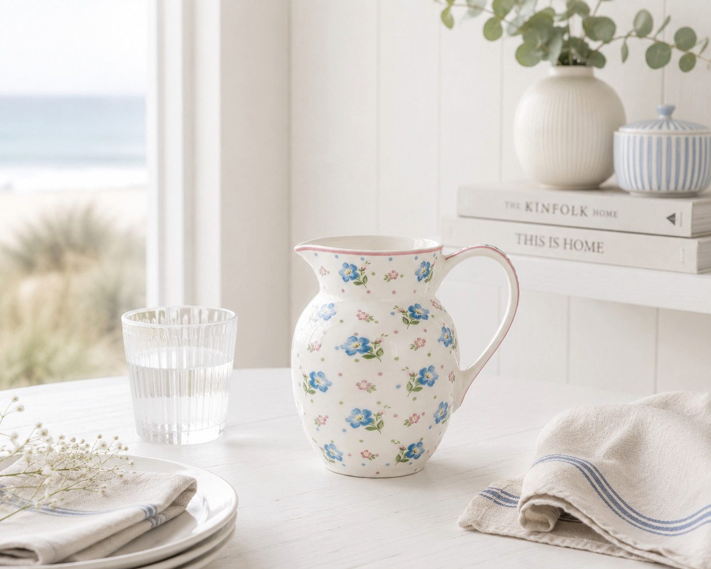 Greengate Wasserkrug GreenGate Krug Rosalia Weiß 0,5 L