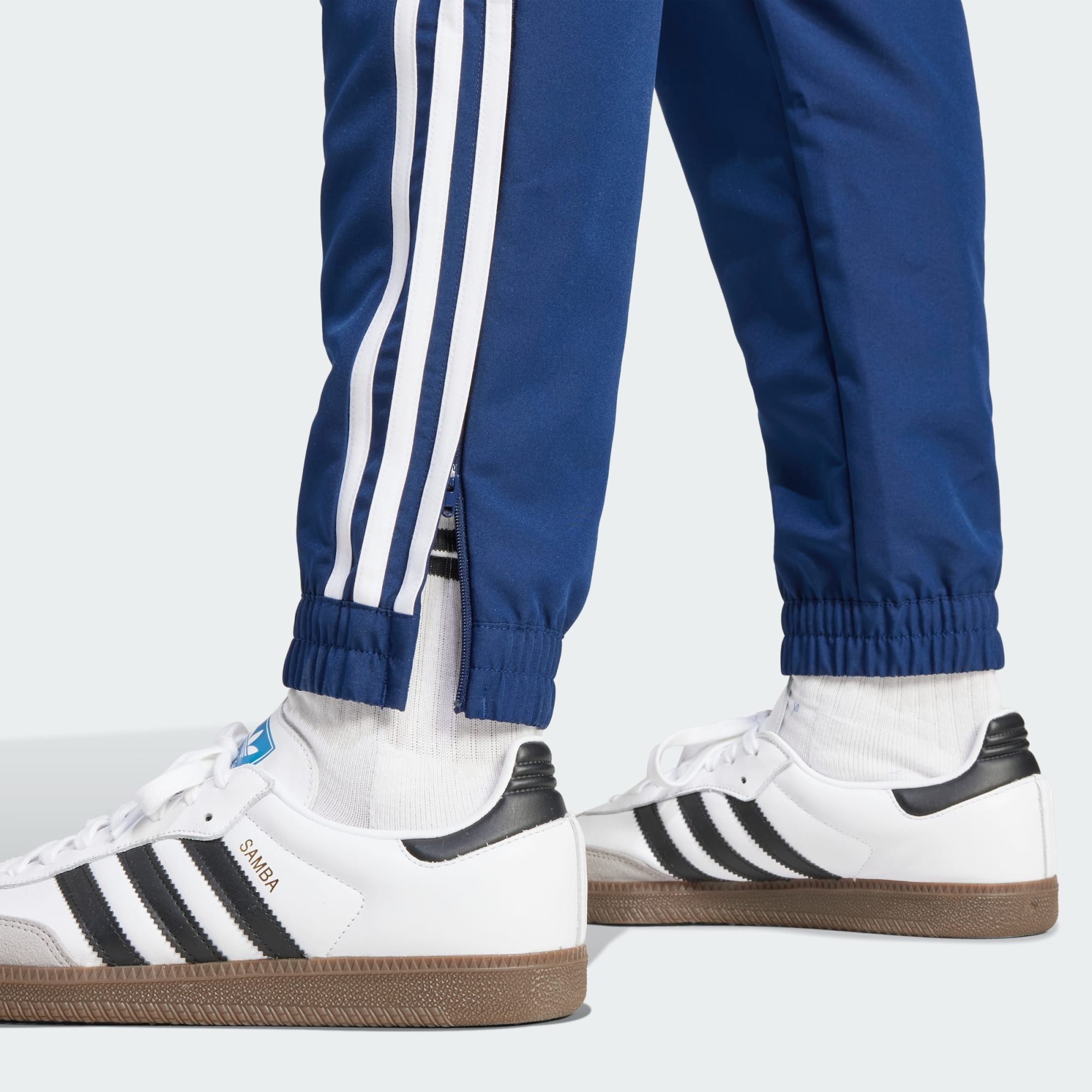 adidas Performance Trainingshose TIRO 25 ESSENTIALS WOVEN HOSE (1-tlg)