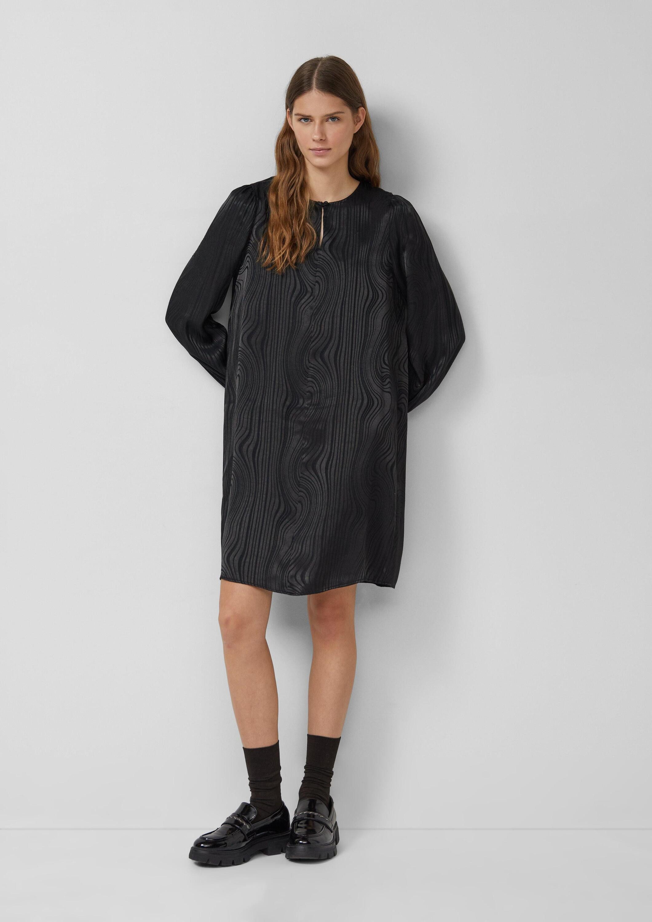 s.Oliver Minikleid Kleid Fließendes Jacquardkleid mit Raffung