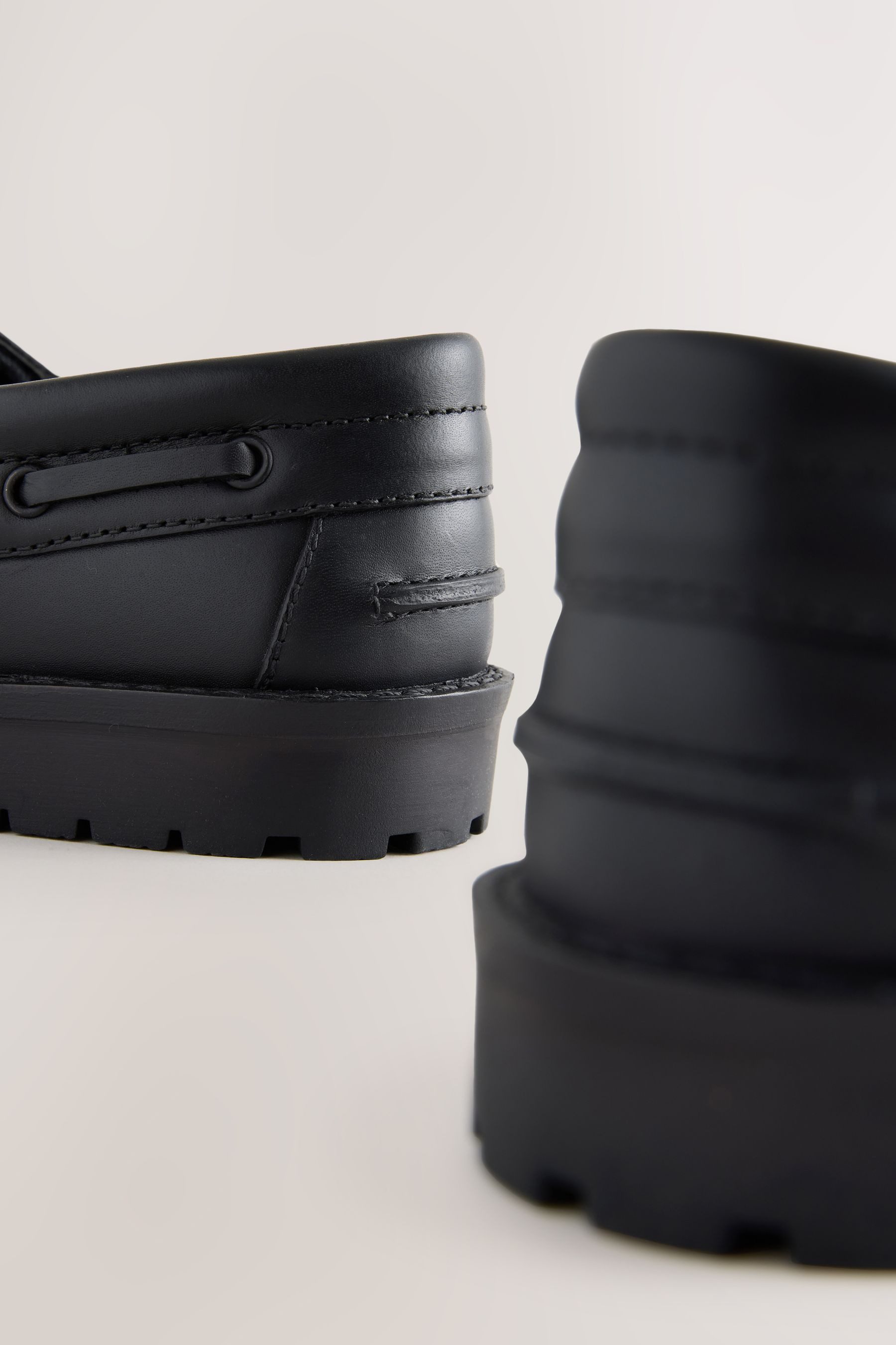 Next Leder-Bootsschuhe mit derber Profilsohle Segelschuh (1-tlg)