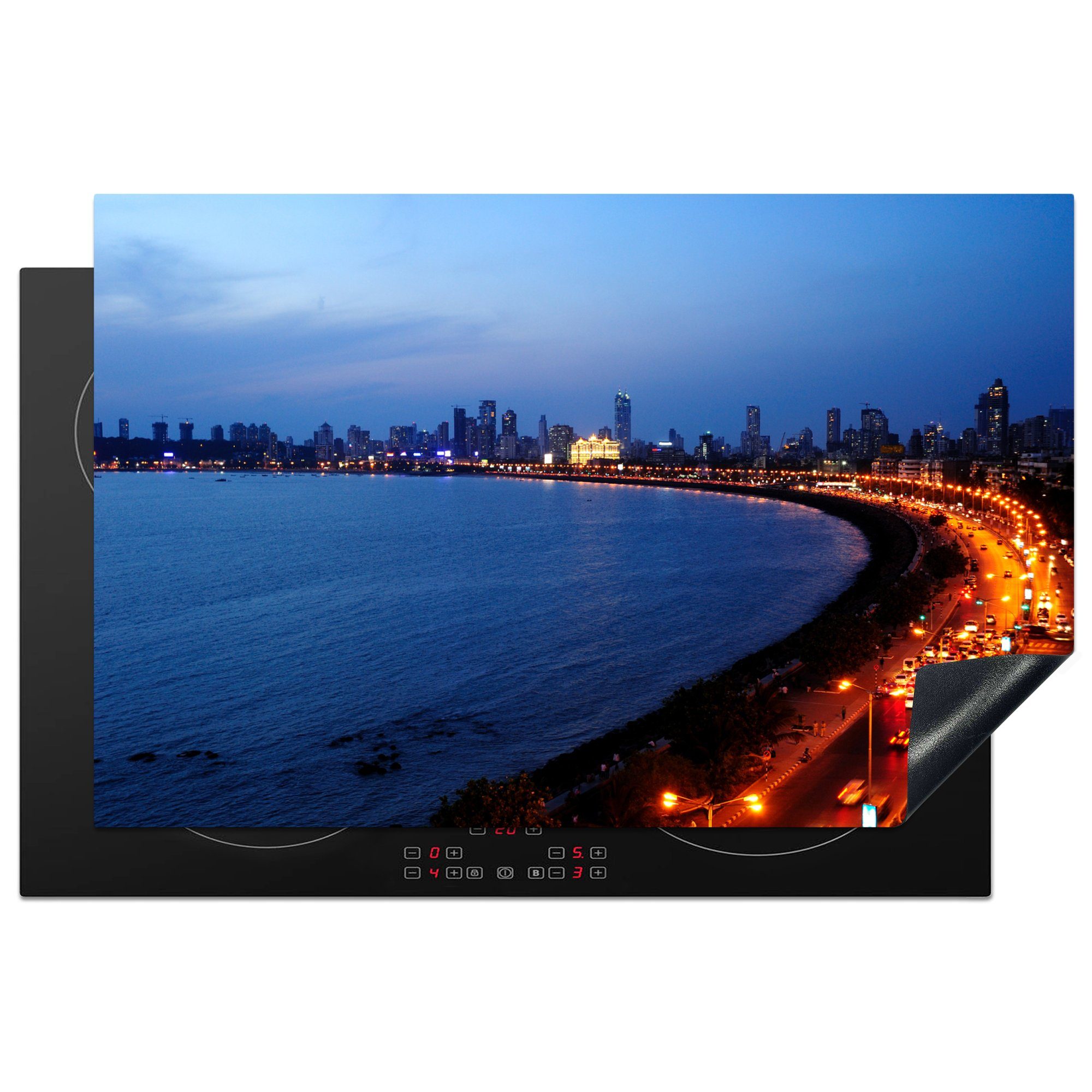 MuchoWow Herdblende-/Abdeckplatte Der beleuchtete Marine Drive in Mumbai, Vinyl, (1 tlg), 81x52 cm, Induktionskochfeld Schutz für die küche, Ceranfeldabdeckung