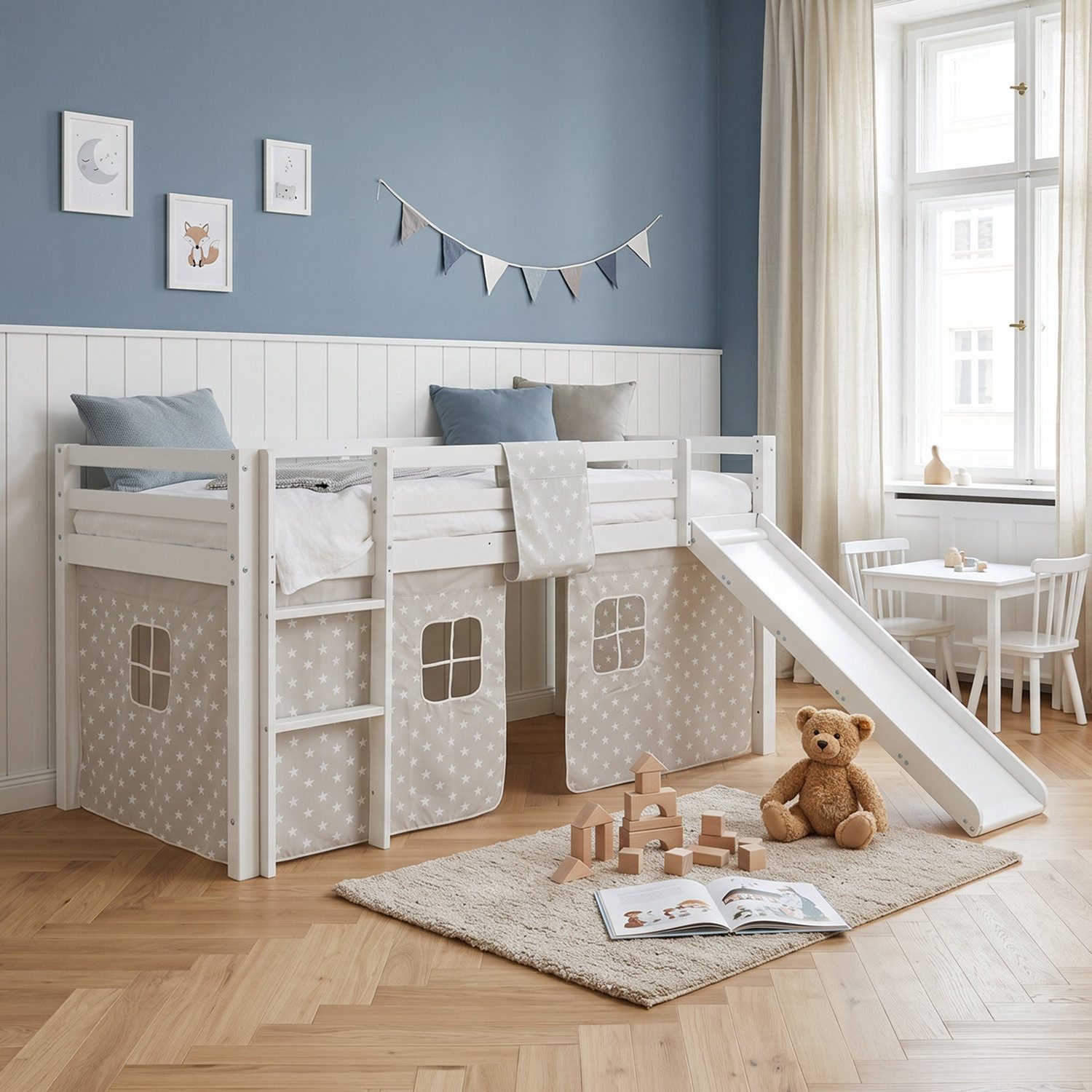 Homestyle4u Hochbett 90x200 Weiß mit Vorhang Sterne Grau für 1 Kind Kiefer Massiv Kinder (Set, mit Lattenrost und Rutsche, Jungen Mädchen, Spielbett)
