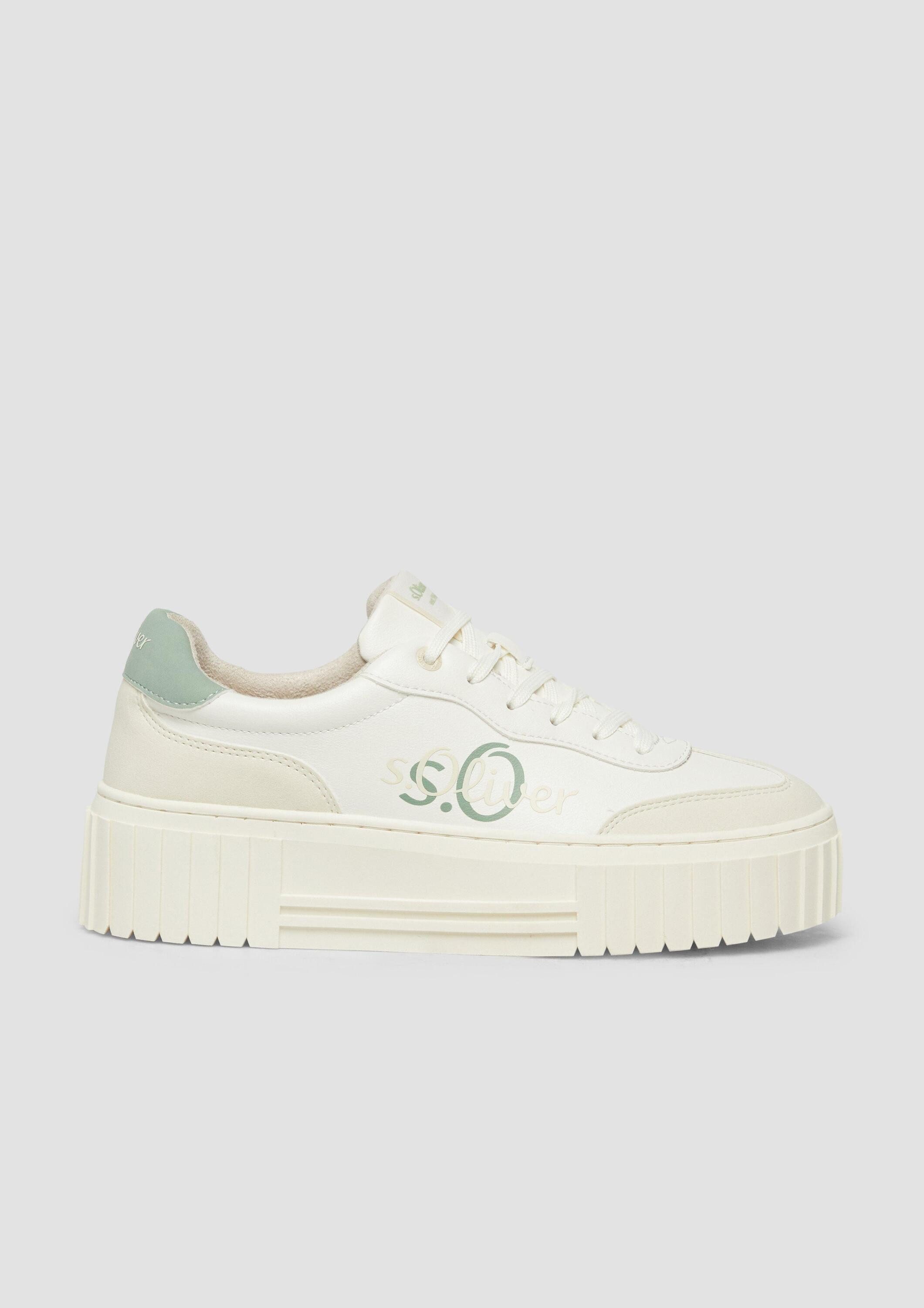 s.Oliver Sneakers Sneaker Sneaker mit Plateau-Sohle und Logo-Detail