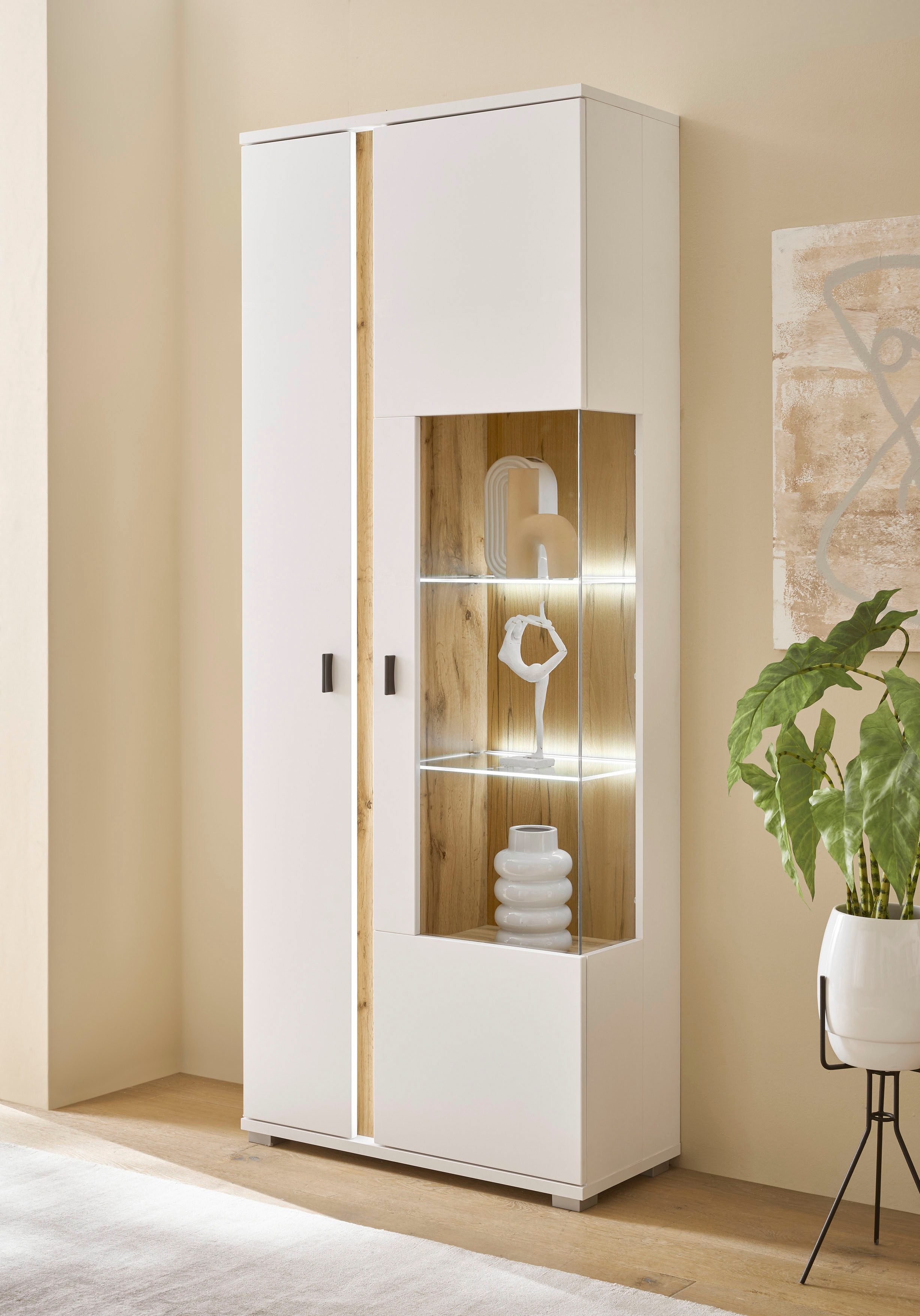 Home affaire Vitrine LONG ISLAND, Stauraumvitrine (1-St) in moderner Trendfarbe,inklusive senkrechter Beleuchtung,Breite 80 cm