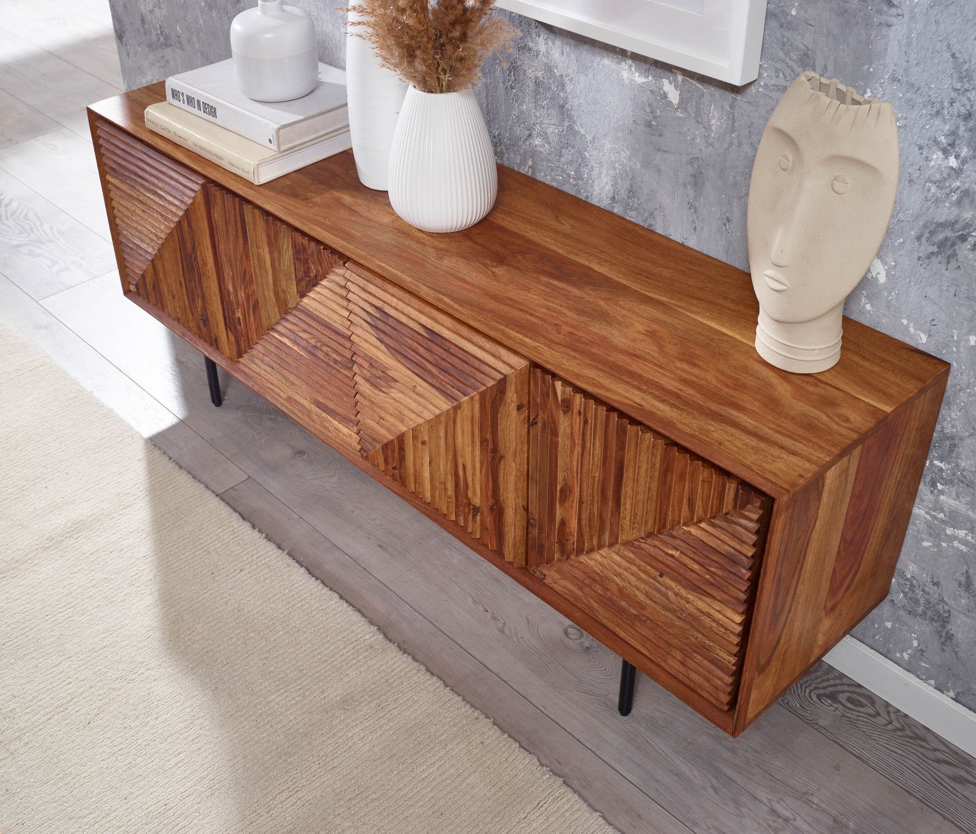 KADIMA DESIGN Lowboard TV-Kommode Massivholz modernes Design viel Stauraum Fernsehschrank