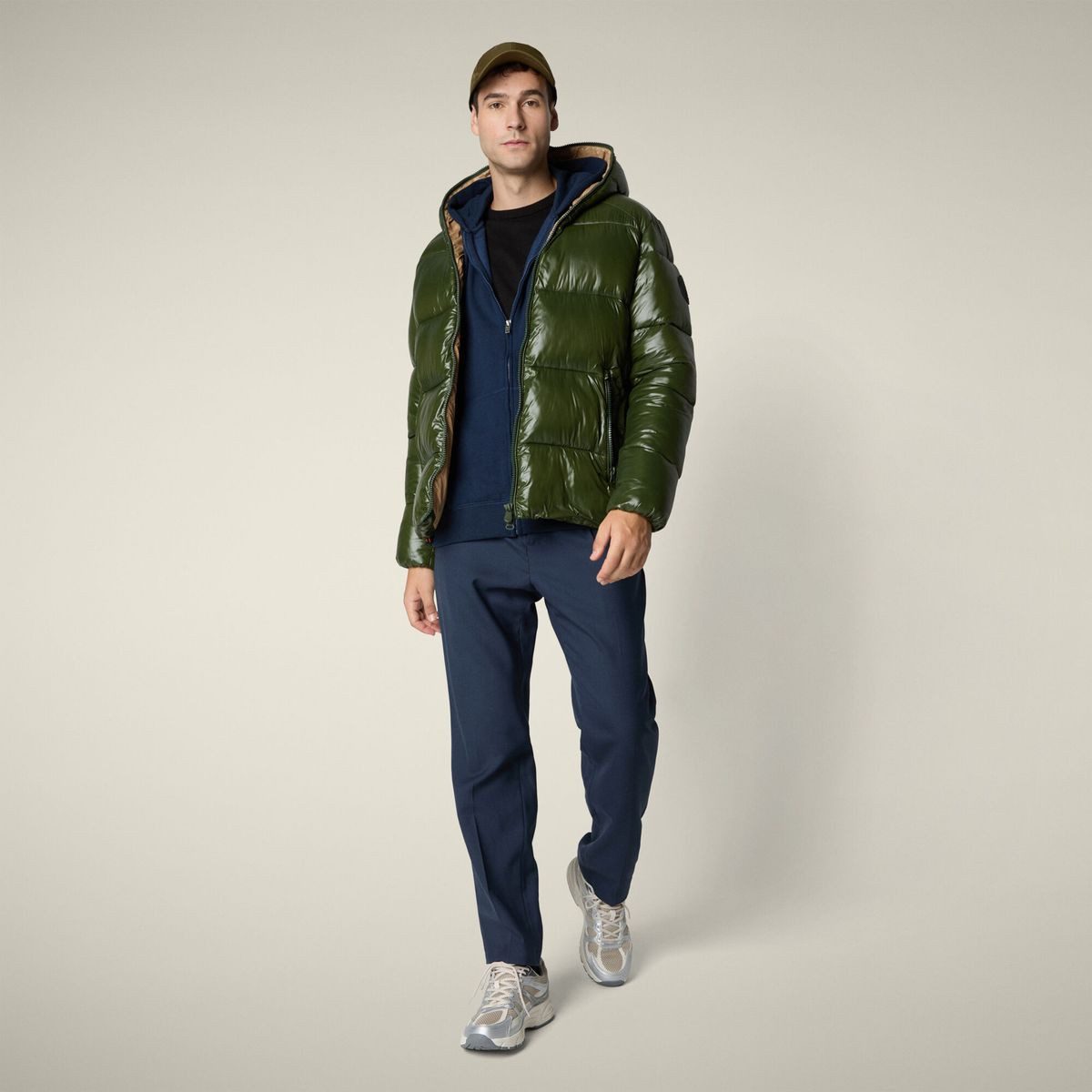 SAVE THE DUCK Steppjacke Edgard Nachhaltige Herrenjacke mit glänzendem Finish und winddichter