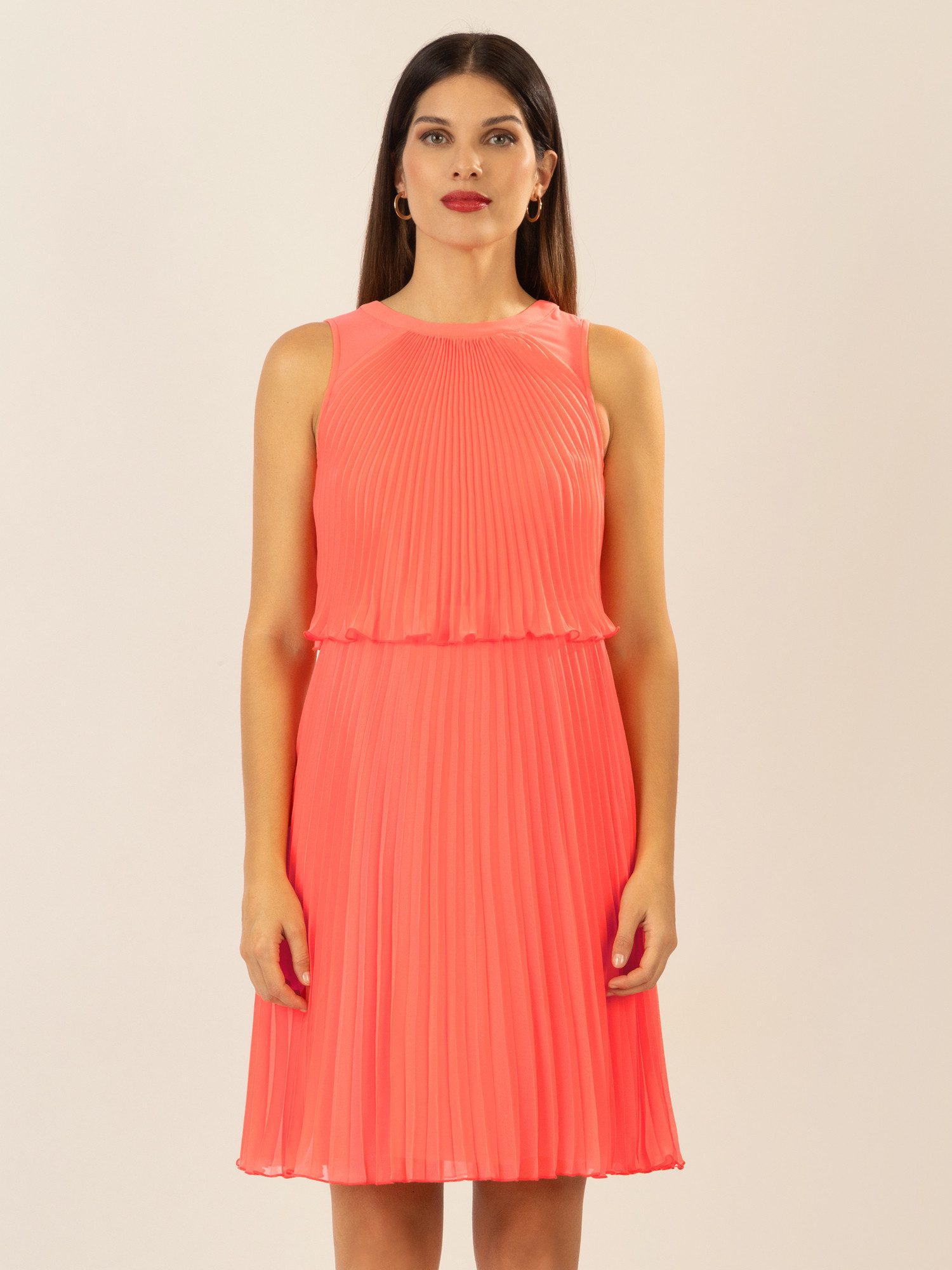 Apart Cocktailkleid mit rundem Ausschnitt und günstig online kaufen