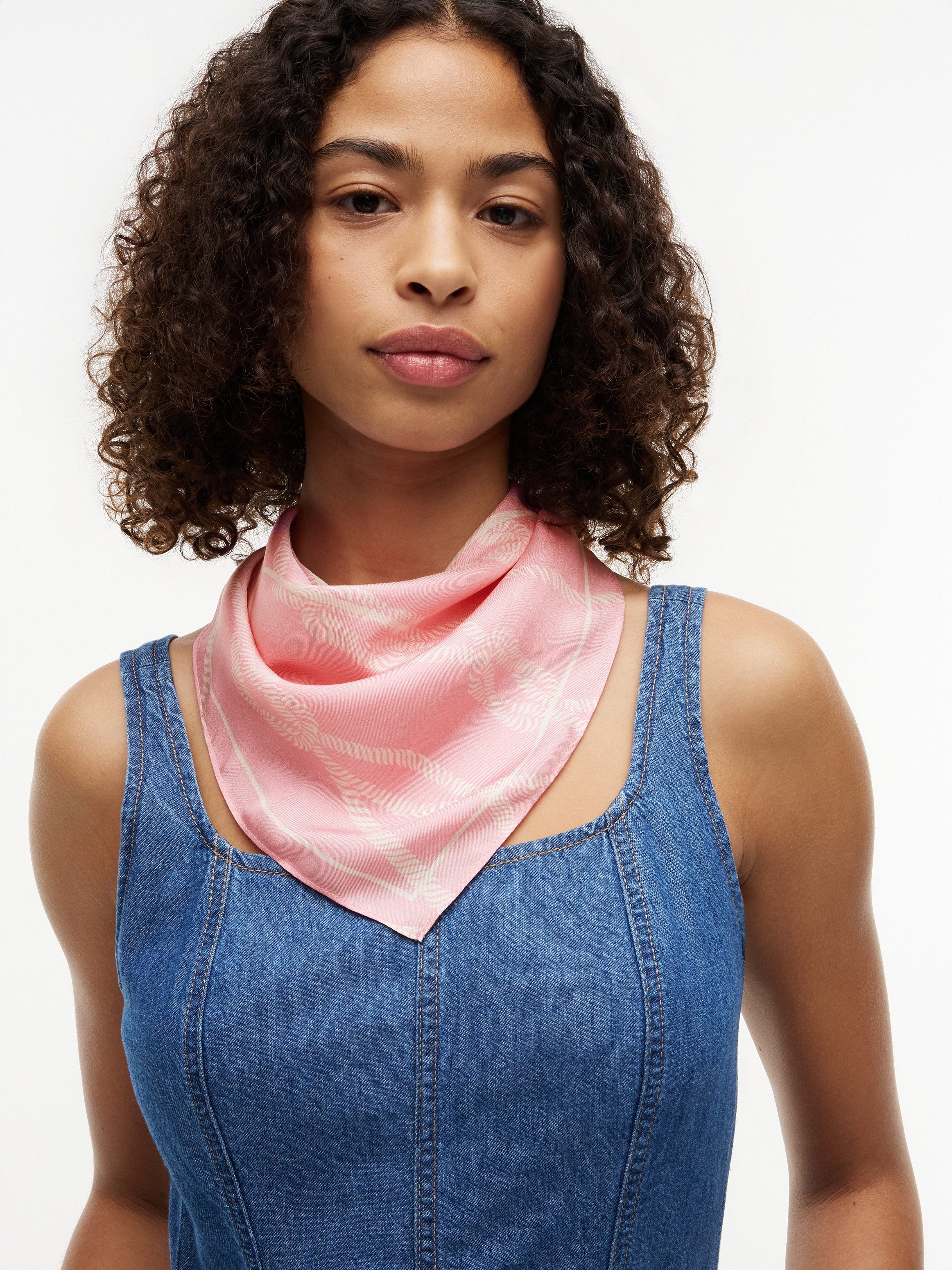 Tommy Hilfiger Modetuch TOMMY SCRIPT SILK SQUARE