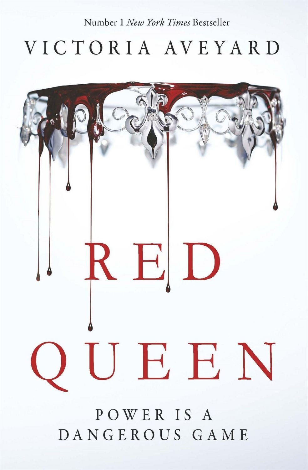 Red Queen / Victoria Aveyard