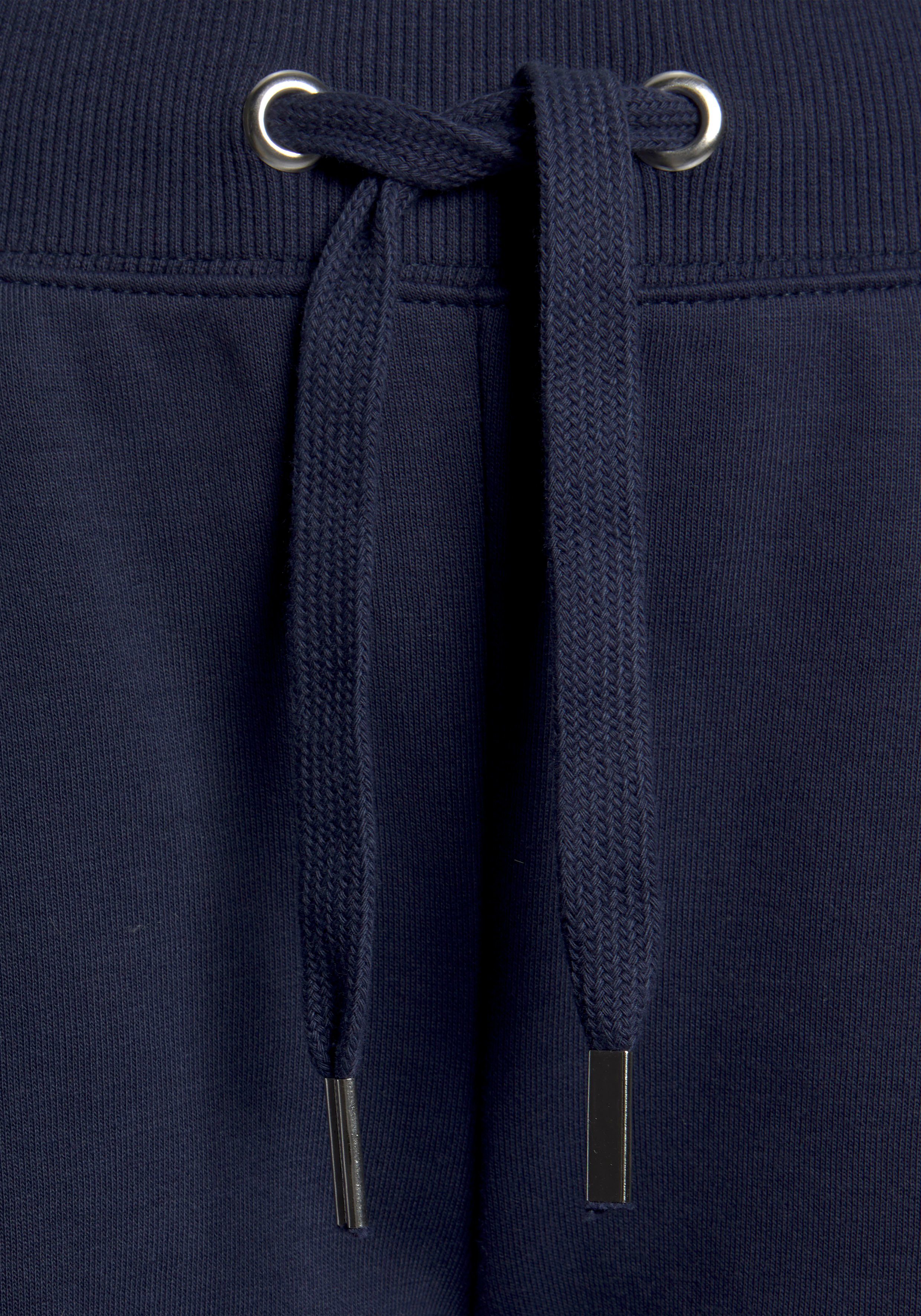 KangaROOS Bermudas mit schmalem Piping an der Seite, Loungewear