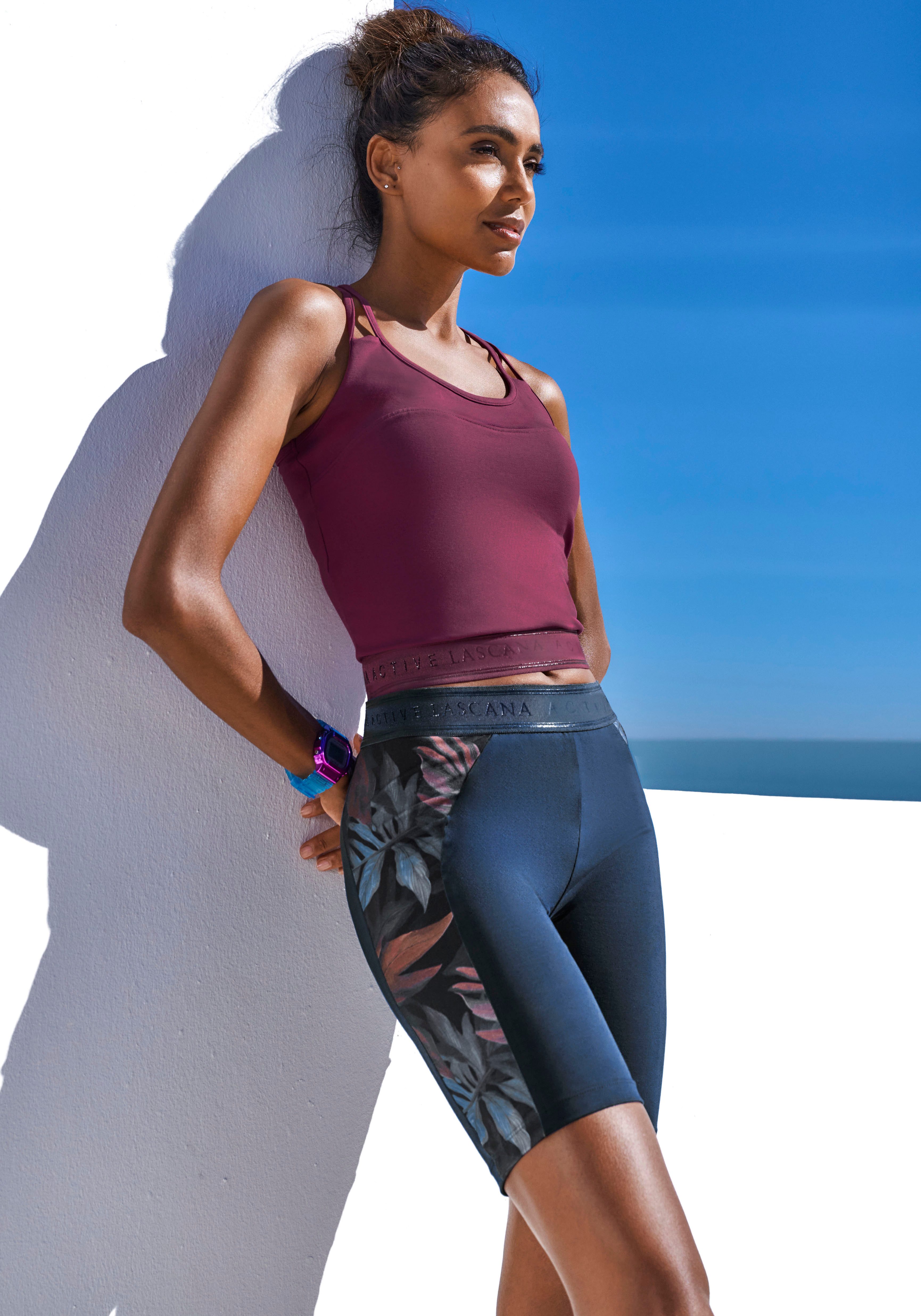 LASCANA ACTIVE Shorts mit floralen Einsätzen