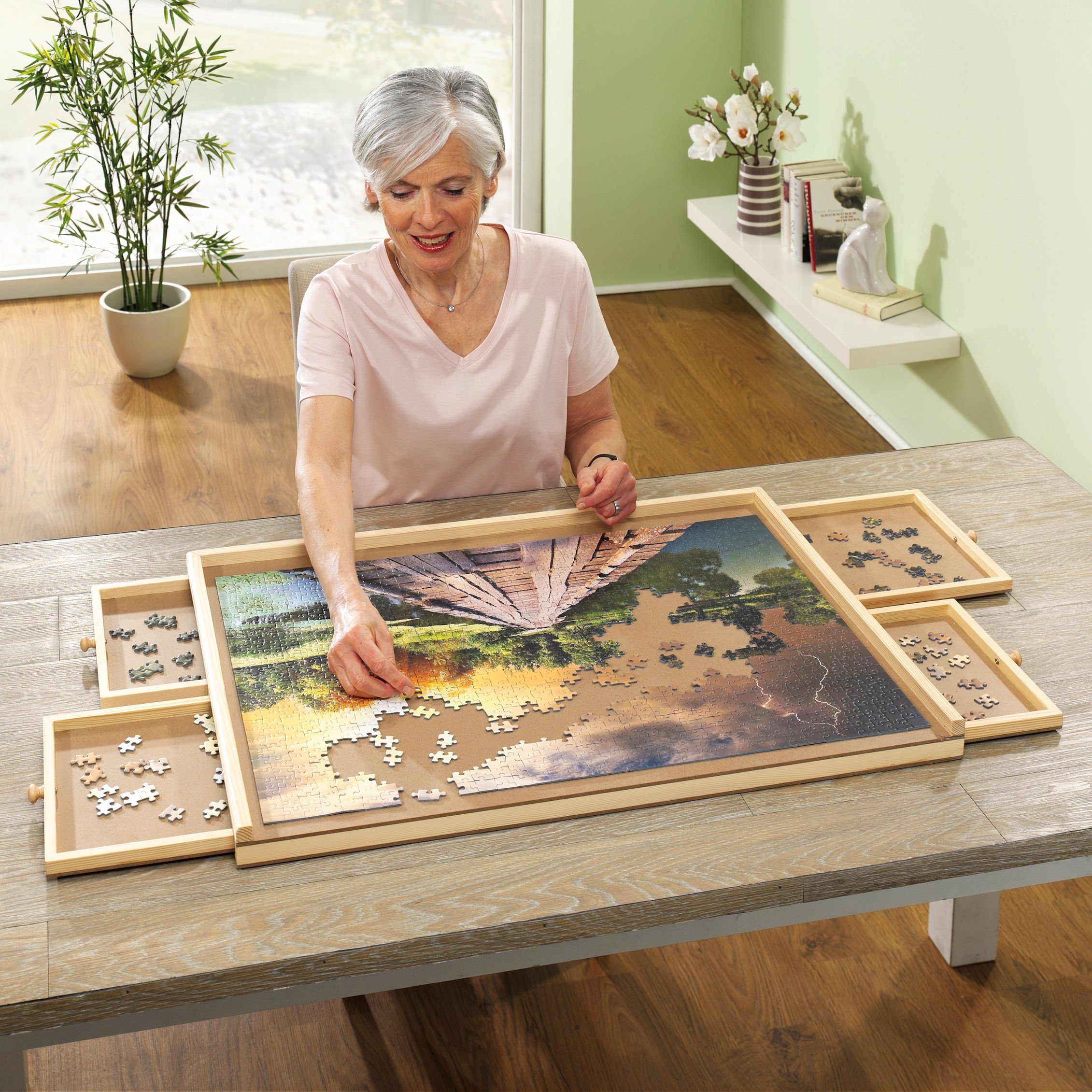 Spetebo Puzzleunterlage Holz Puzzlebrett mit Schubladen - 76 x 57 cm, (Stück, 1-tlg., Puzzle Unterlage), Unterlage für Puzzles mit bis zu 1000 Teilen