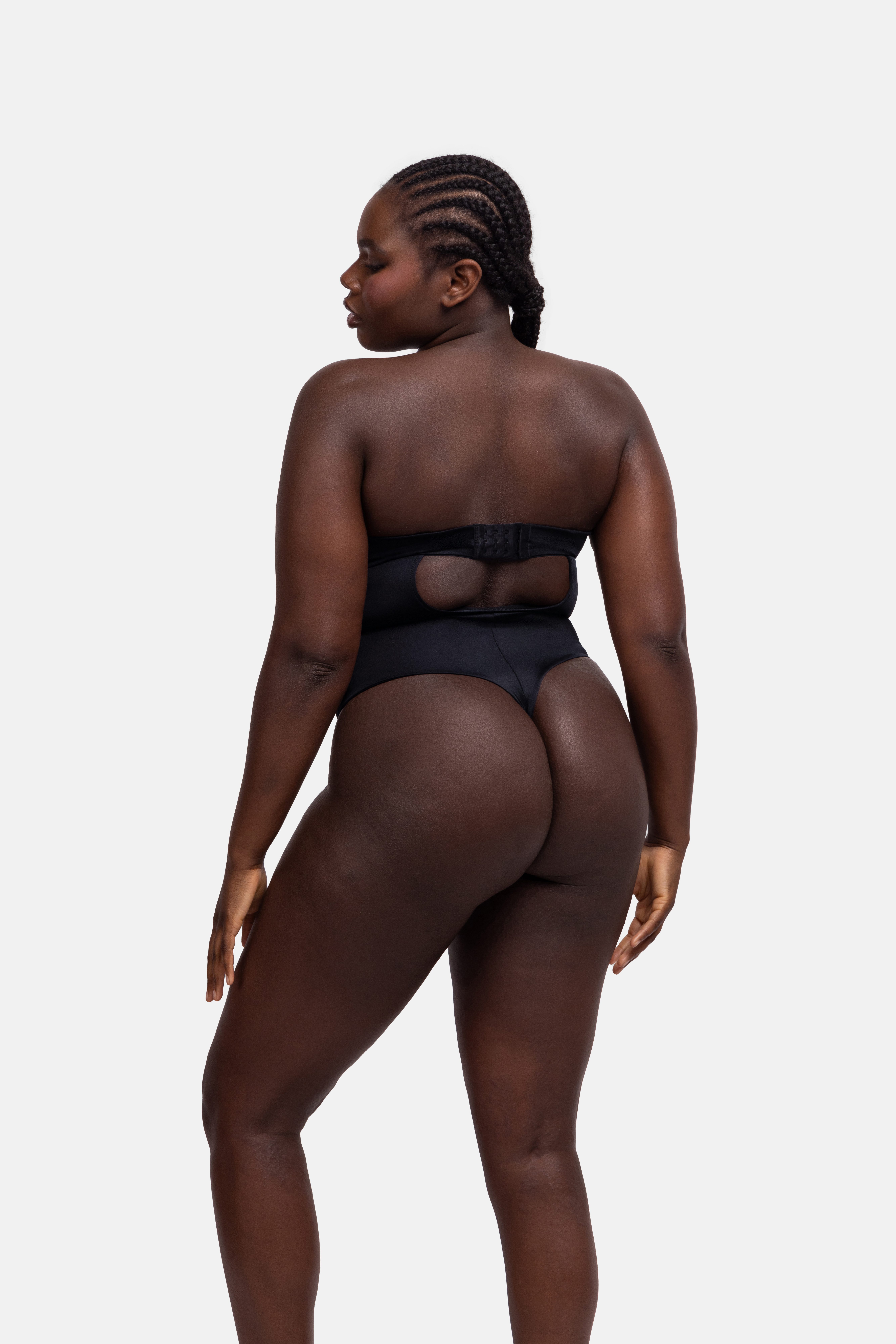 Dorina Stringbody Sublime Sculpt Mit abnehmbaren Trägern – Bild 4 von 5