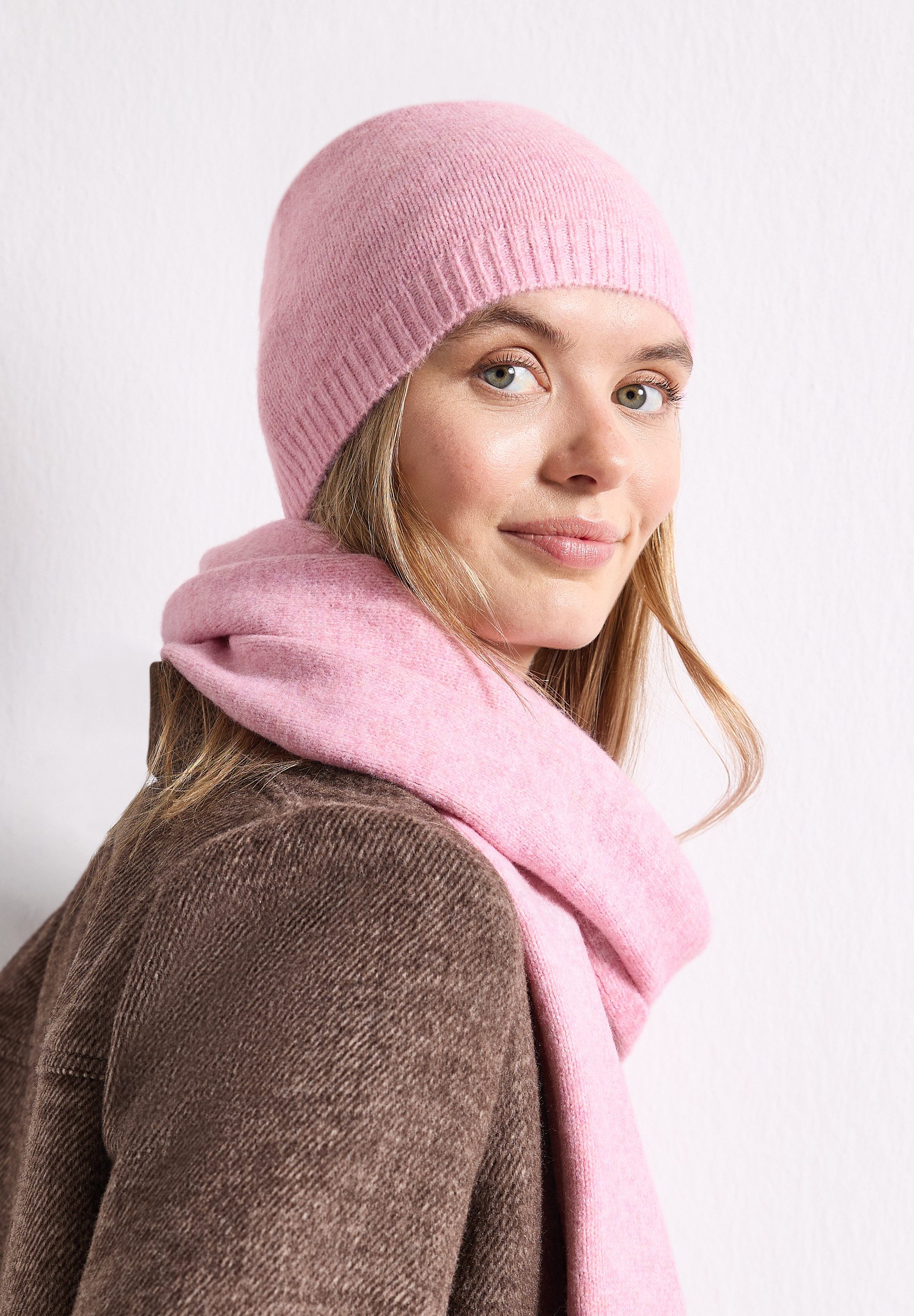 STREET ONE Strickmütze aus Feinstrick
