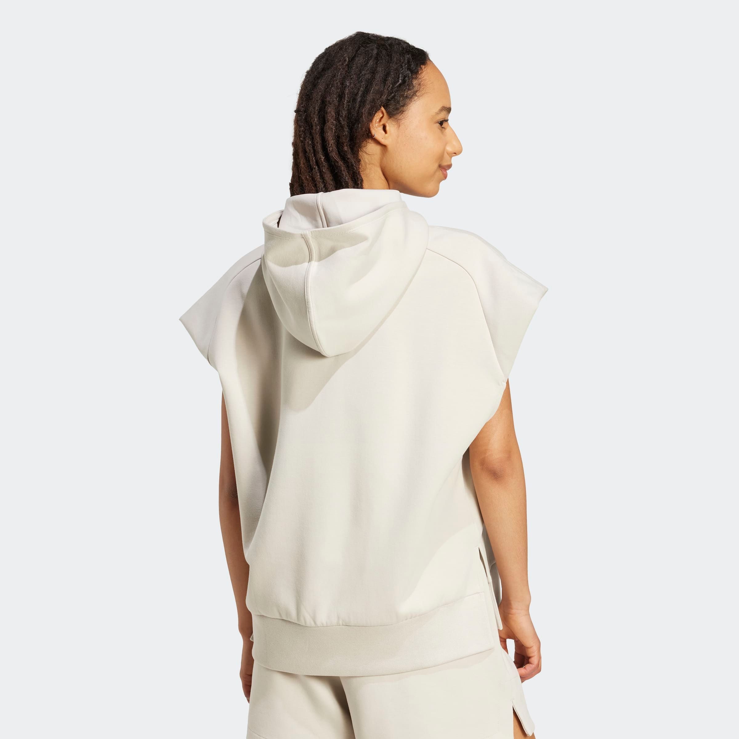 adidas Sportswear Sweatshirt SOFT LUX LOCKERER ÄRMELLOSER HOODIE ärmellos, mit integrierter Kapuze, mit seitlichen Schlitzen