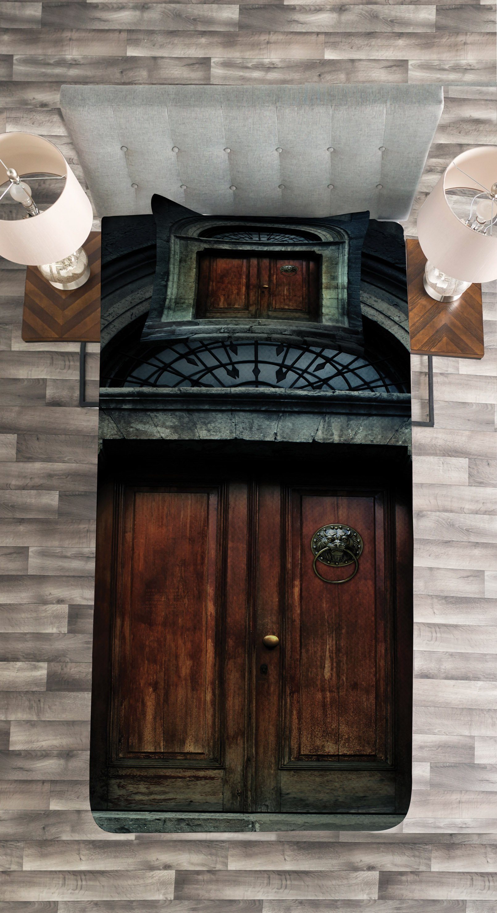 Tagesdecke Set mit Kissenbezügen Waschbar, hölzerne Abakuhaus, Antike Tür gotisch