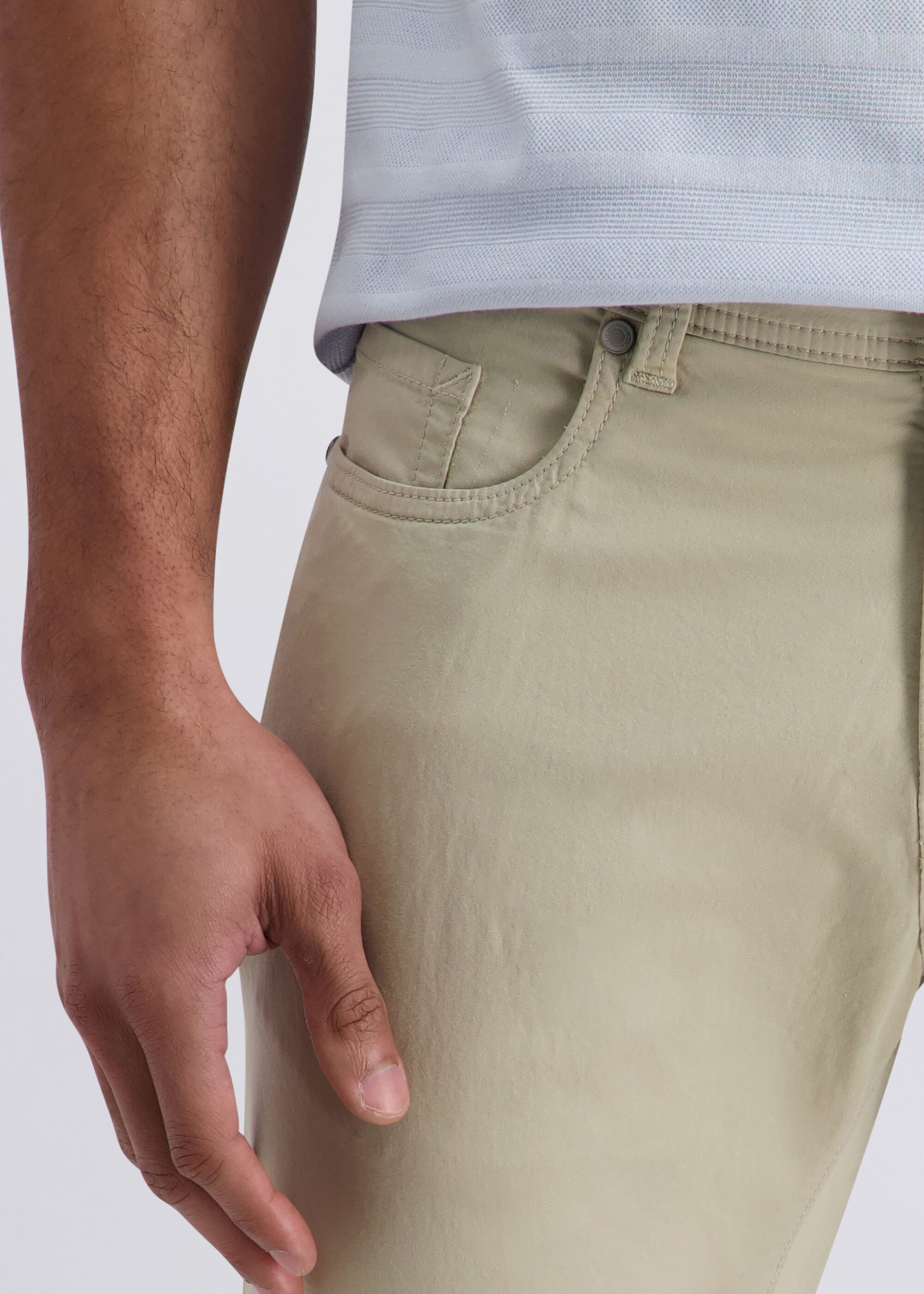 Pierre Cardin Chinohose Lyon (1-tlg) im regular fit – Bild 5 von 5