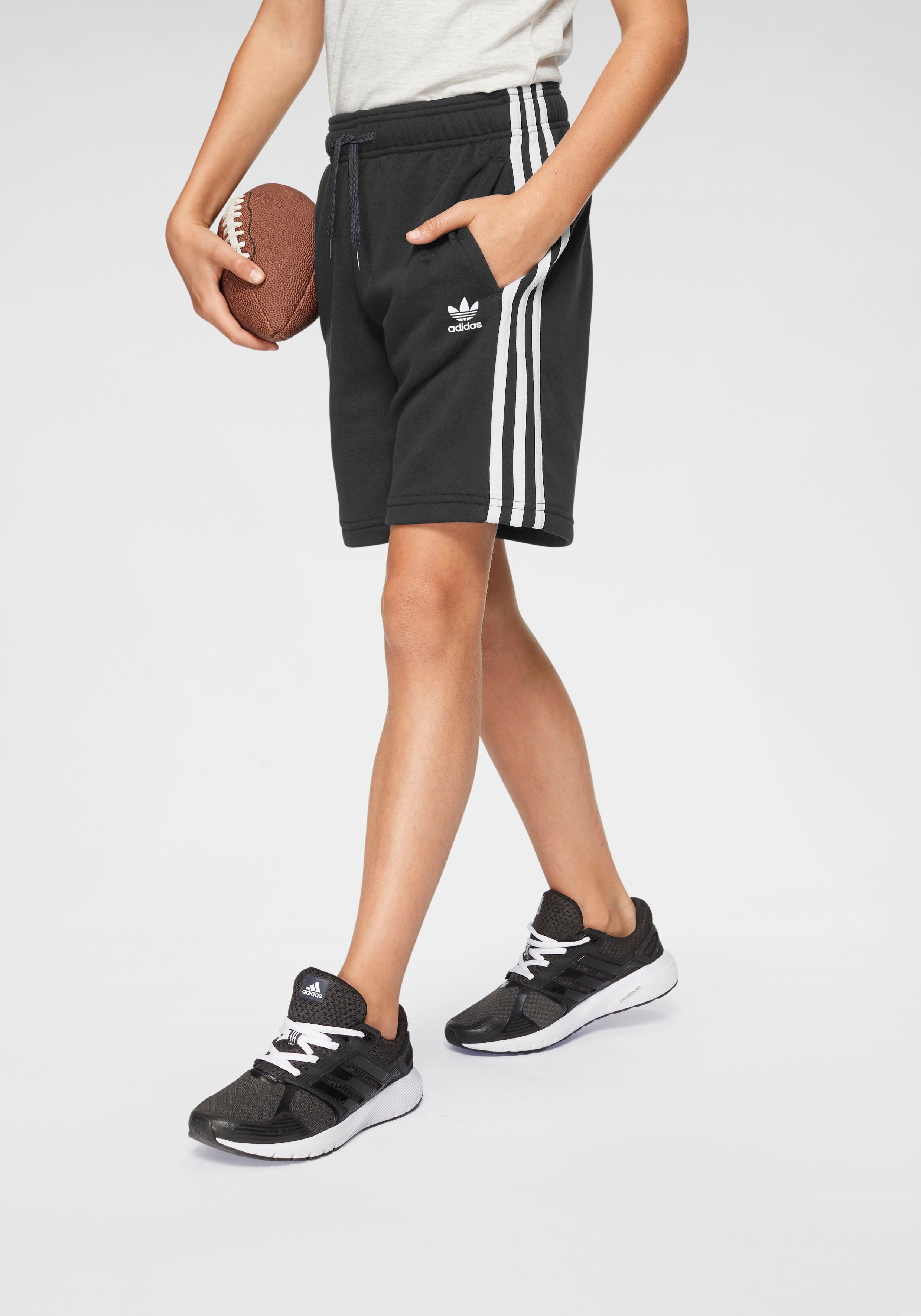 (1-tlg), weichem adidas Originals aus SHORTS Baumwollmix Tragekomfort Shorts Shorts für