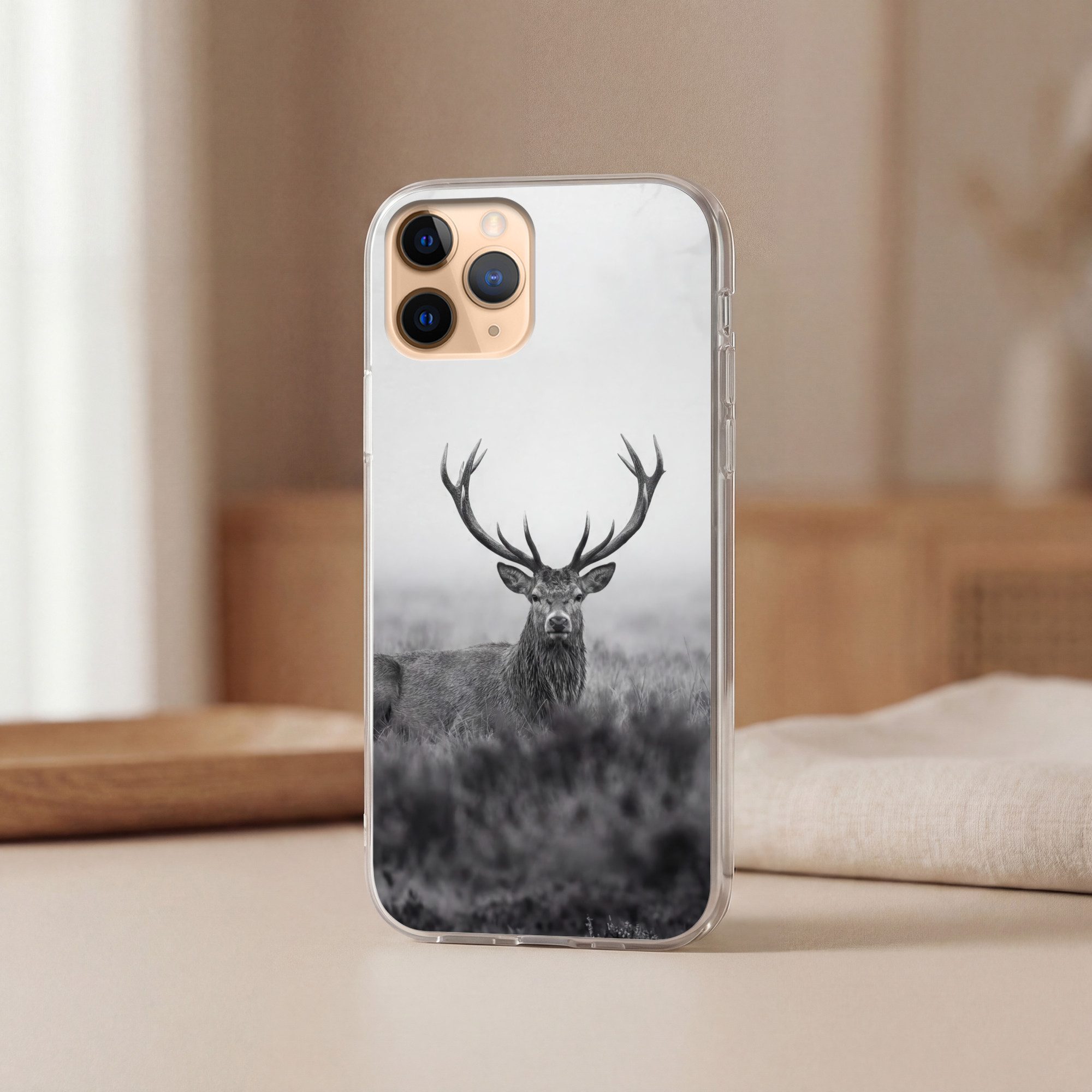 MuchoWow Handyhülle für Apple iPhone 11 Pro Max Hirsch - Neblig - Schwarz - Weiß, Smartphone-Bumper, Print, Handy Schutzhülle Dünn