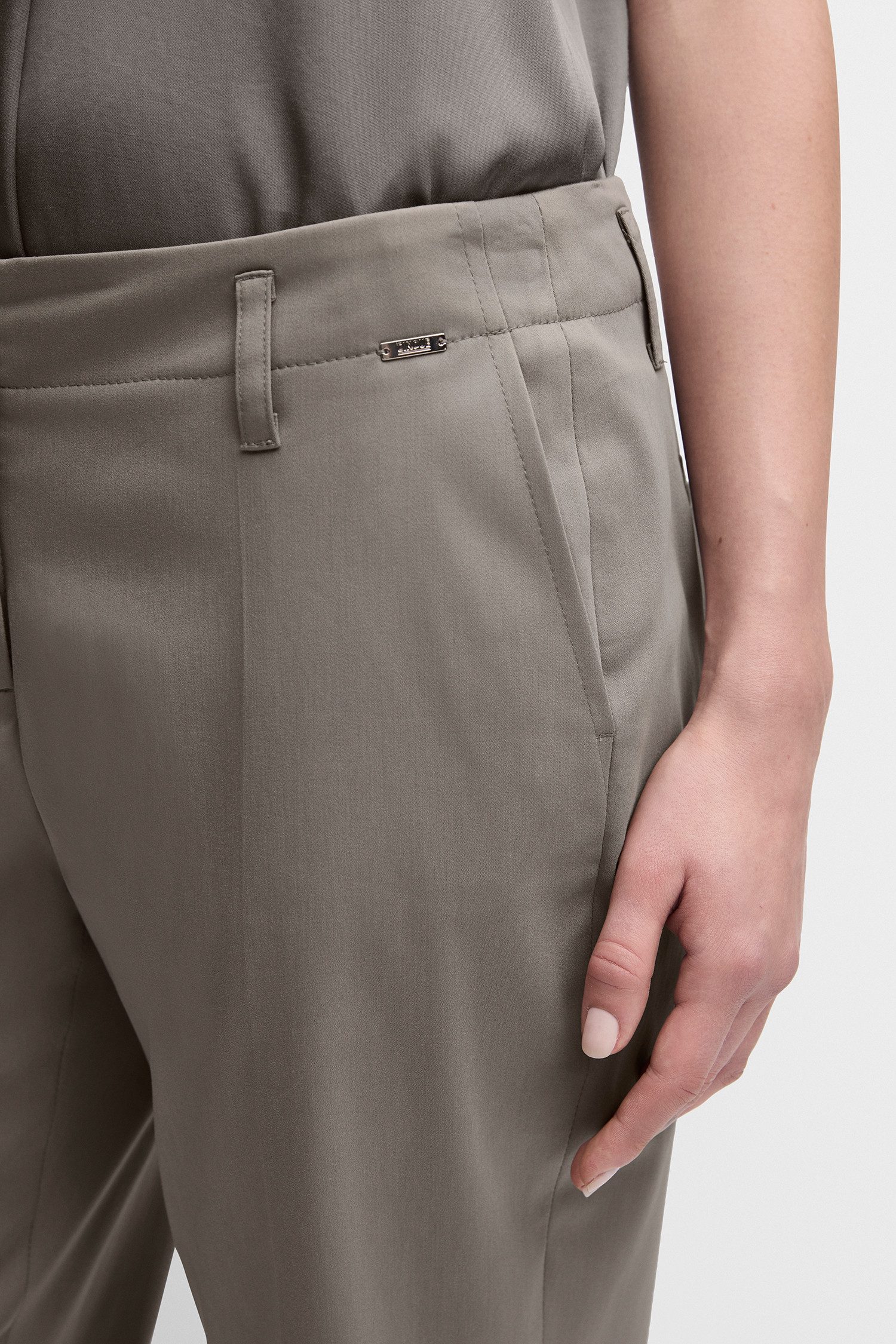 Cinque Anzughose CIHAMELIN Tapered Fit, fließender Stoff, cleane Silhouette