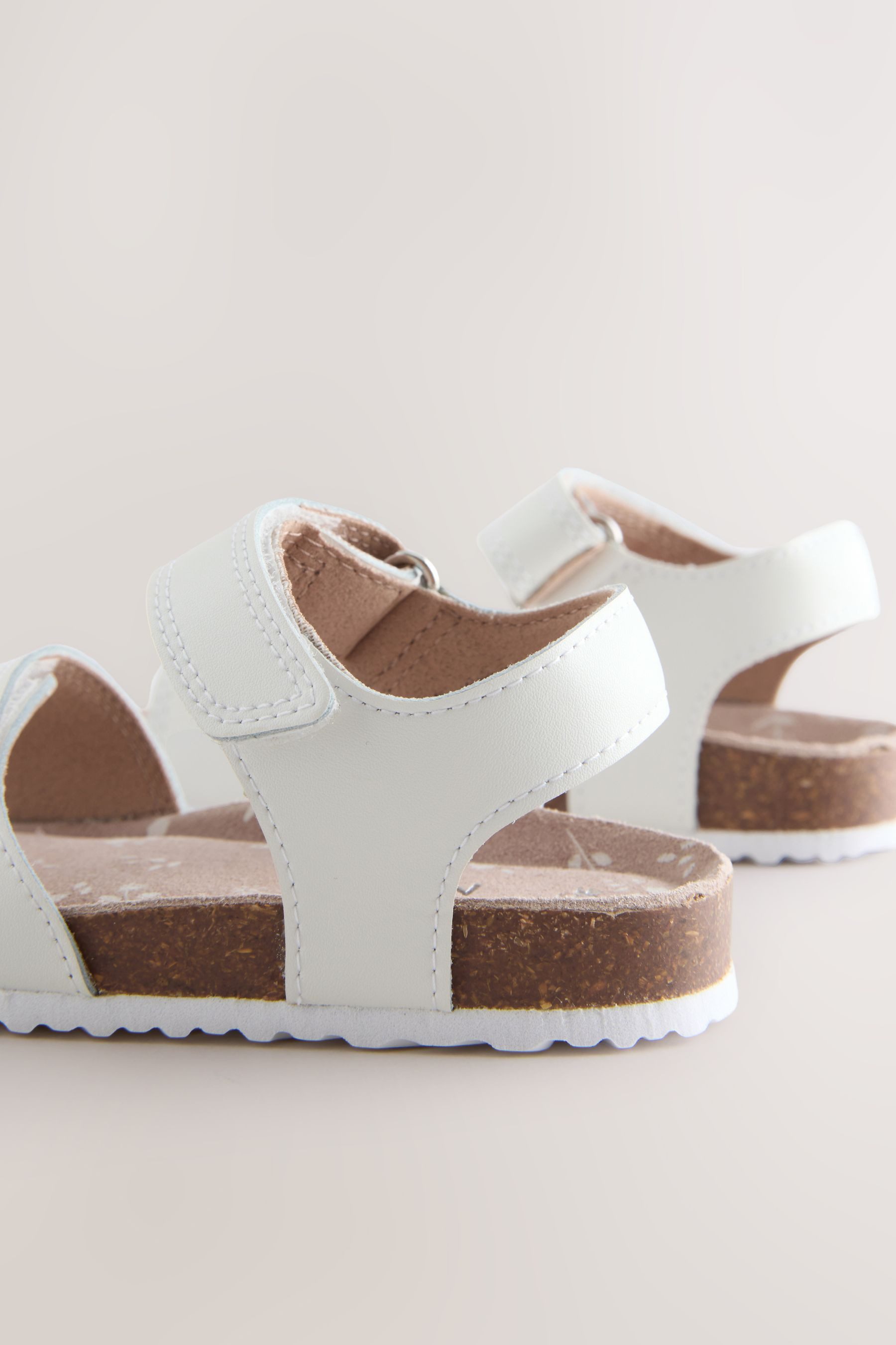 Next Sandalen mit Klettverschluss, weite Passform Sandale (1-tlg)
