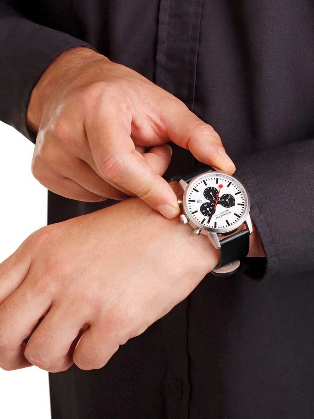 MONDAINE Quarzuhr Mondaine MSD.41410.LBV Herrenuhr SBB Neo Chronograph 41mm 5ATM Mondaine MSD.41410.LBV Herrenuhr SBB Neo Chronograph 41mm 5ATM