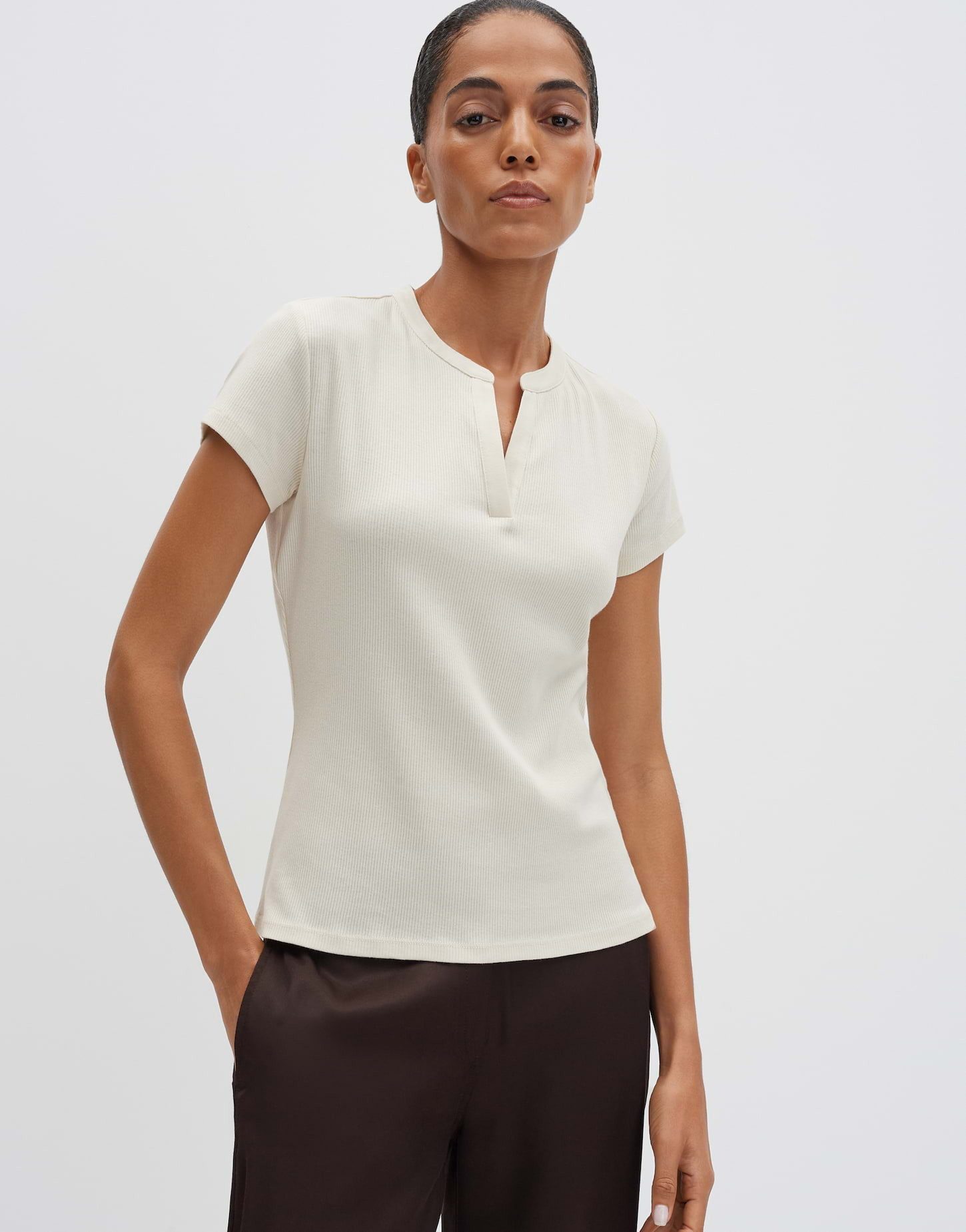 someday Kurzarmshirt Geripptes Shirt KLEOH DETAIL mit V-Ausschnitt