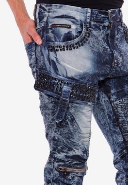 Cipo & Baxx Bequeme Jeans mit Edelstein Taschen in Regular Fit