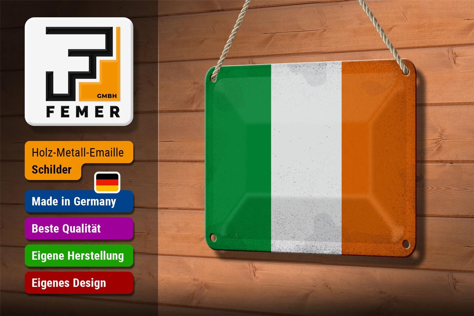 Femer GmbH Metallschild Flagge Irland 18x12cm Flag of Ireland Vintage, (1 St), gewölbte Oberfläche, abgerundete Ecken, umgeschlagene Kanten