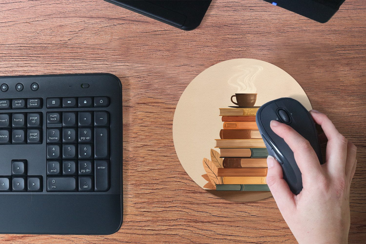 MuchoWow Mauspad Bücher - Turm - Kaffee - Beige (1-St), Büro für Tastatur und Maus, Mousepad Gaming, Rund 20x20 cm – Bild 5 von 5