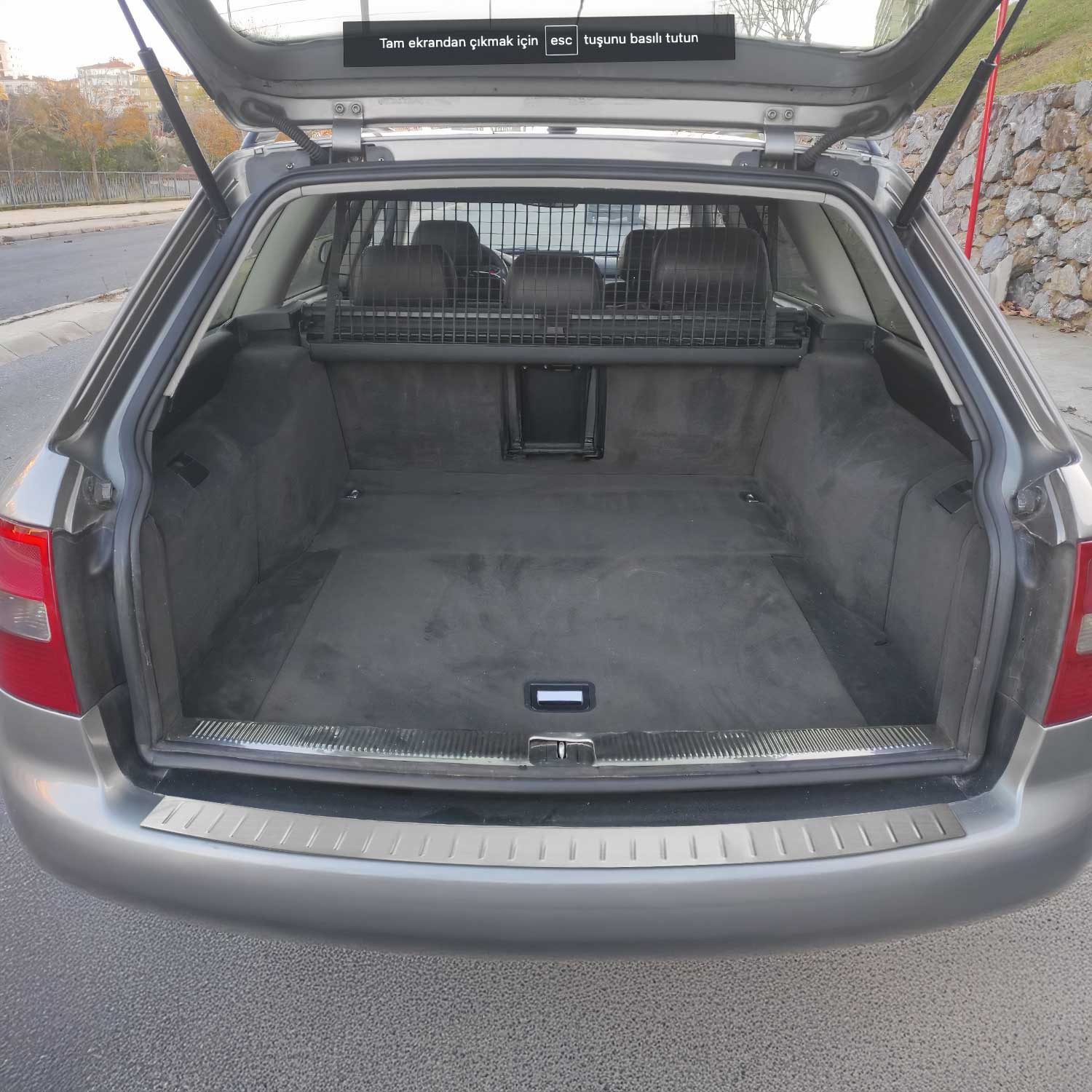 OMAC Ladekantenschutz für Audi A6 Avant 4B 1997-05 Chrom Gebürstet, Zubehör für Audi A6 4B Avant 1997-2005, Langlebig,Einfache Reinigung,Einfache Installation,Rostbeständig