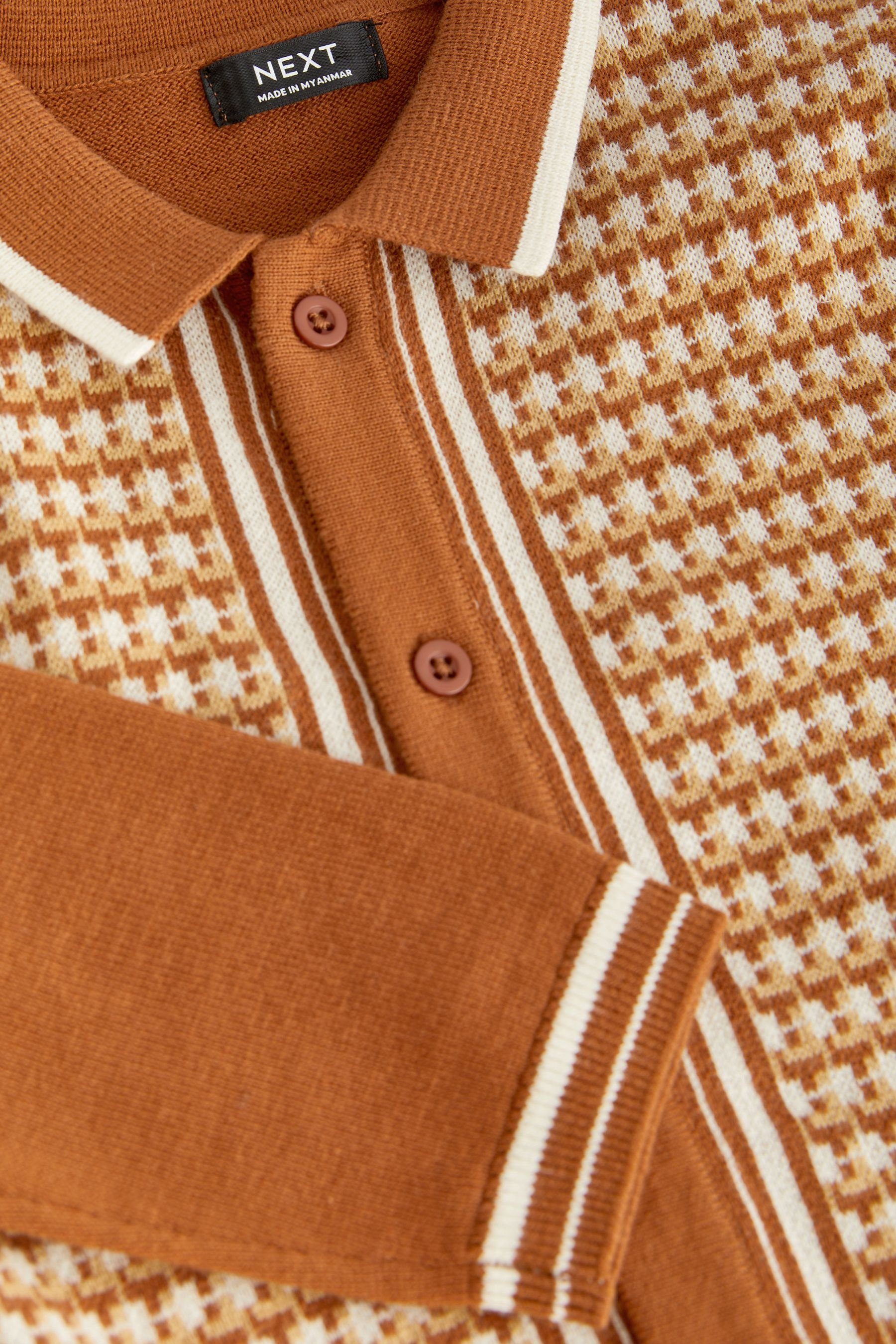 Polokragenpullover Next Langärmeliges, Geometric (1-tlg) Polohemd gestricktes mit Muster Rust Brown