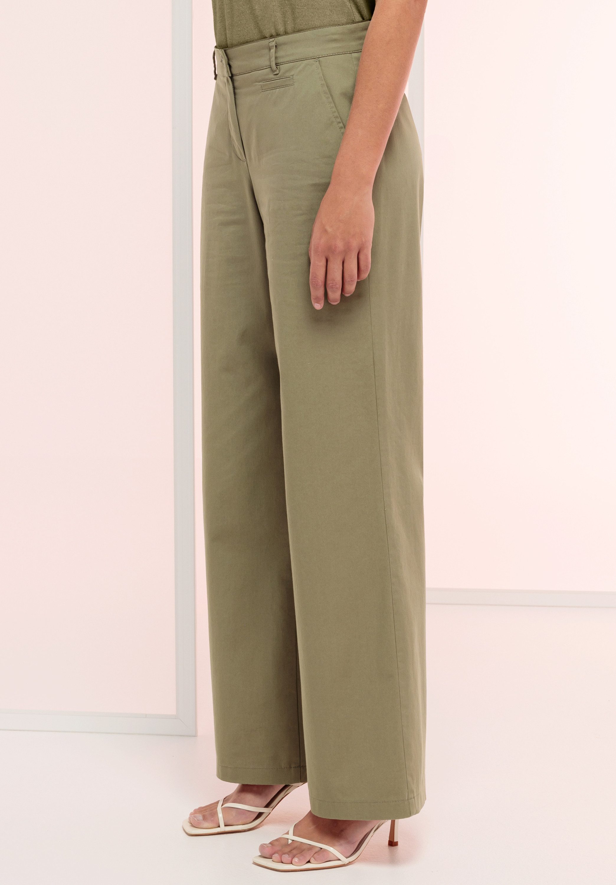 bianca Stretch-Hose MELBOURNE in cleanem Look mit seitlichen Eingrifftaschen – Bild 4 von 5